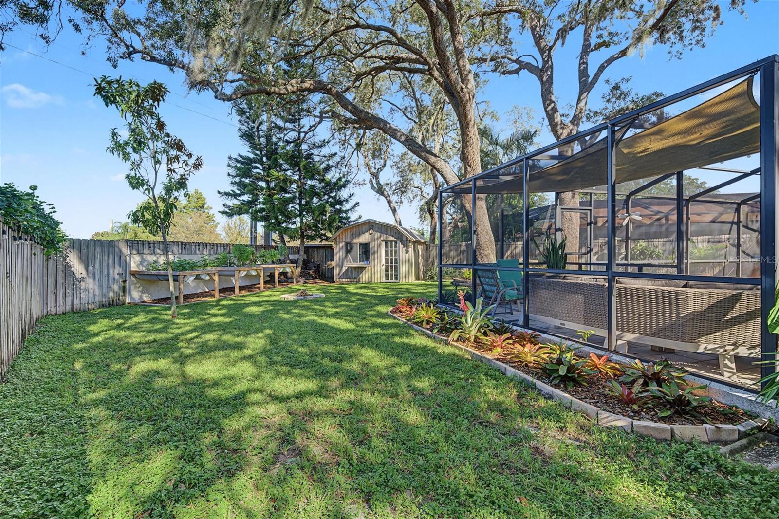 2437 FIELDCREST COURT, Holiday, FL 34691
