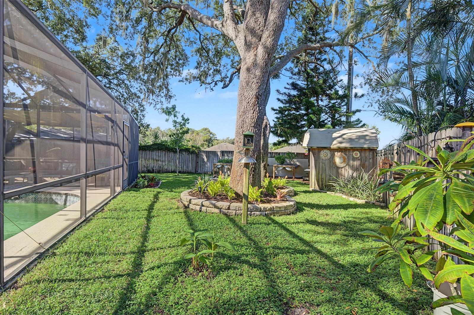 2437 FIELDCREST COURT, Holiday, FL 34691