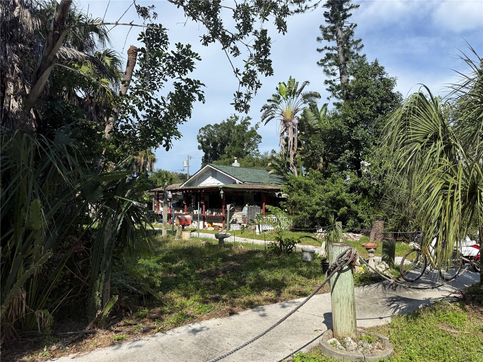 2625 QUINCY STREET S, Gulfport, FL 33711