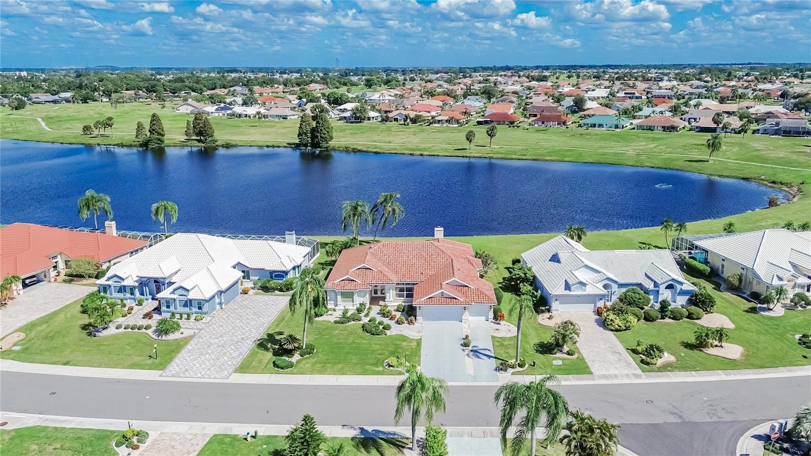 2116 NEW BEDFORD DRIVE, Sun City Center, FL 33573