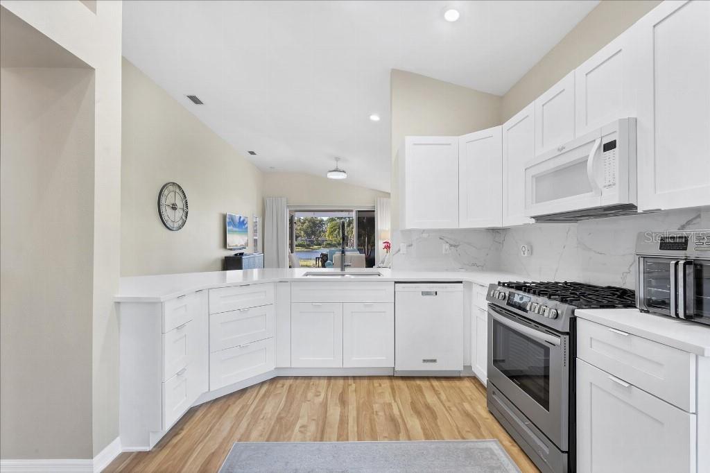 7130 KENSINGTON COURT, University Park, FL 34201 7130 KENSINGTON COURT, University Park, FL 34201