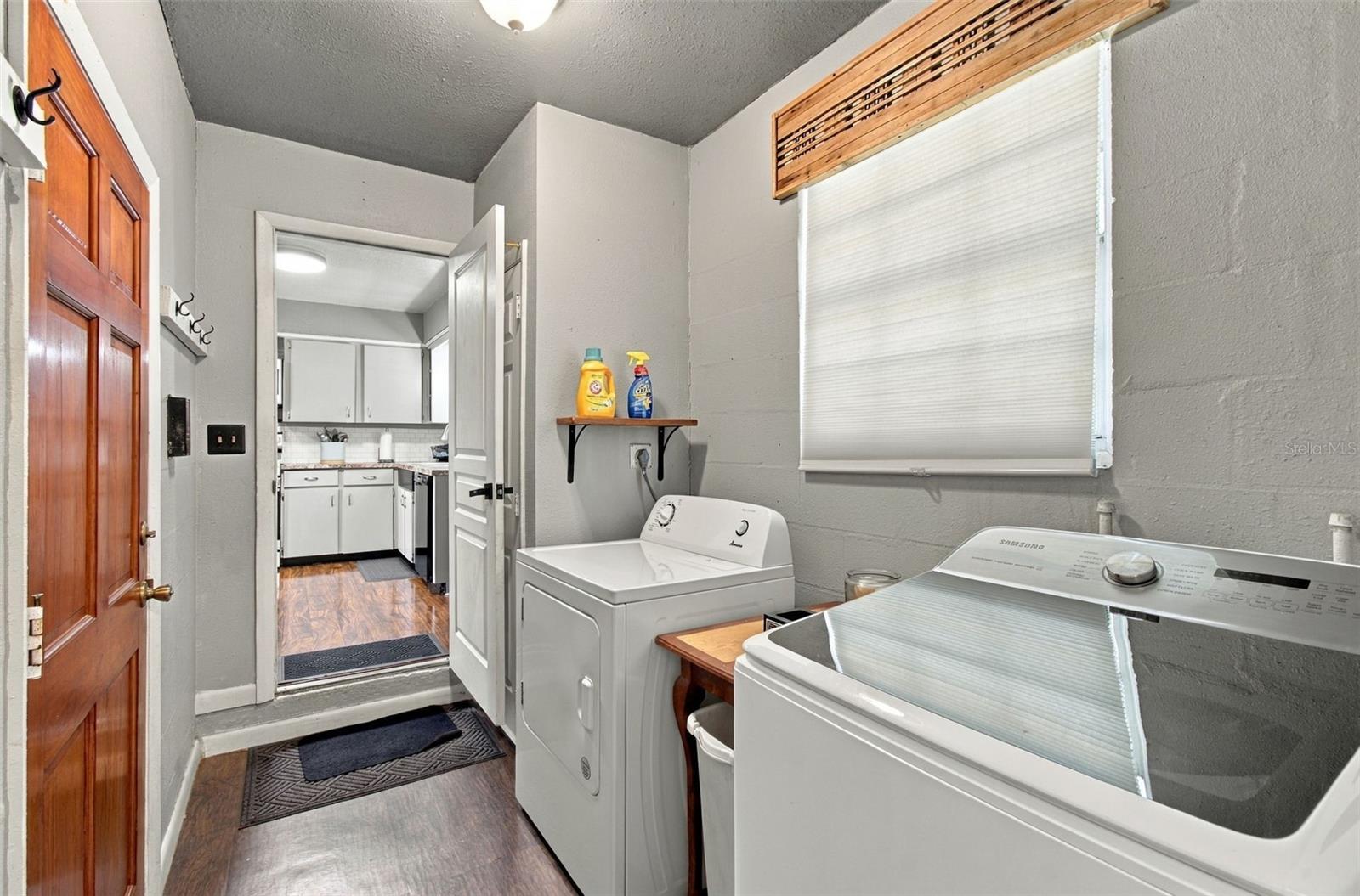 605 W DEES ROAD, Lakeland, FL 33809