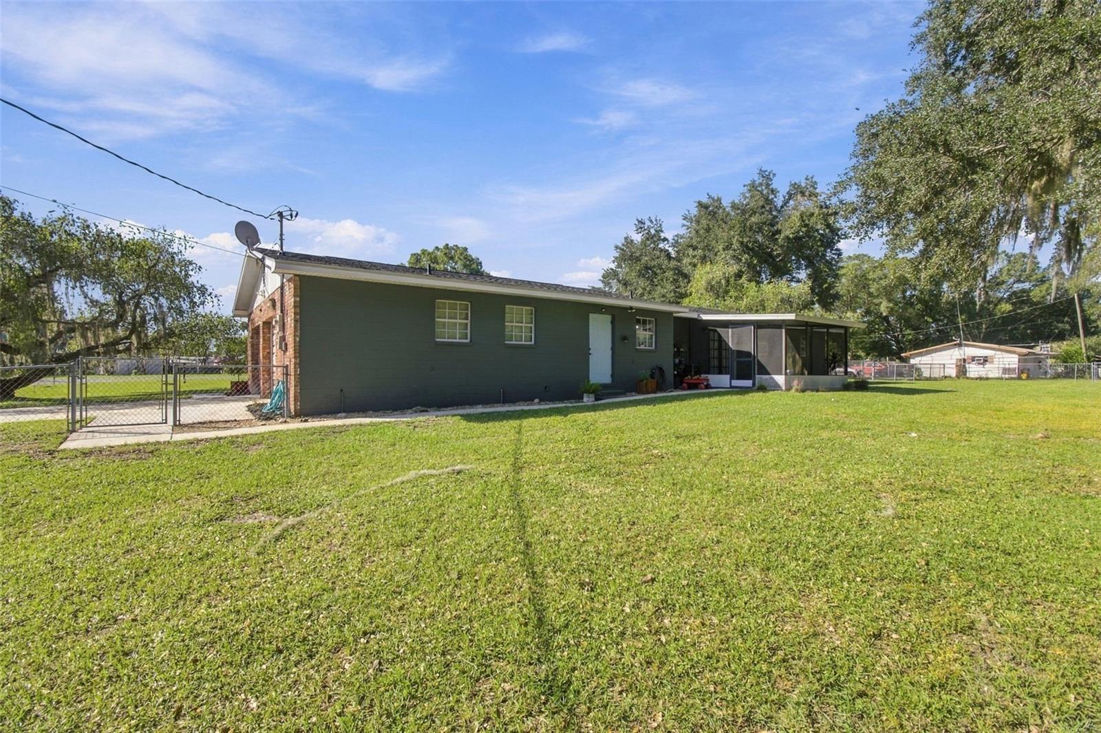 605 W DEES ROAD, Lakeland, FL 33809