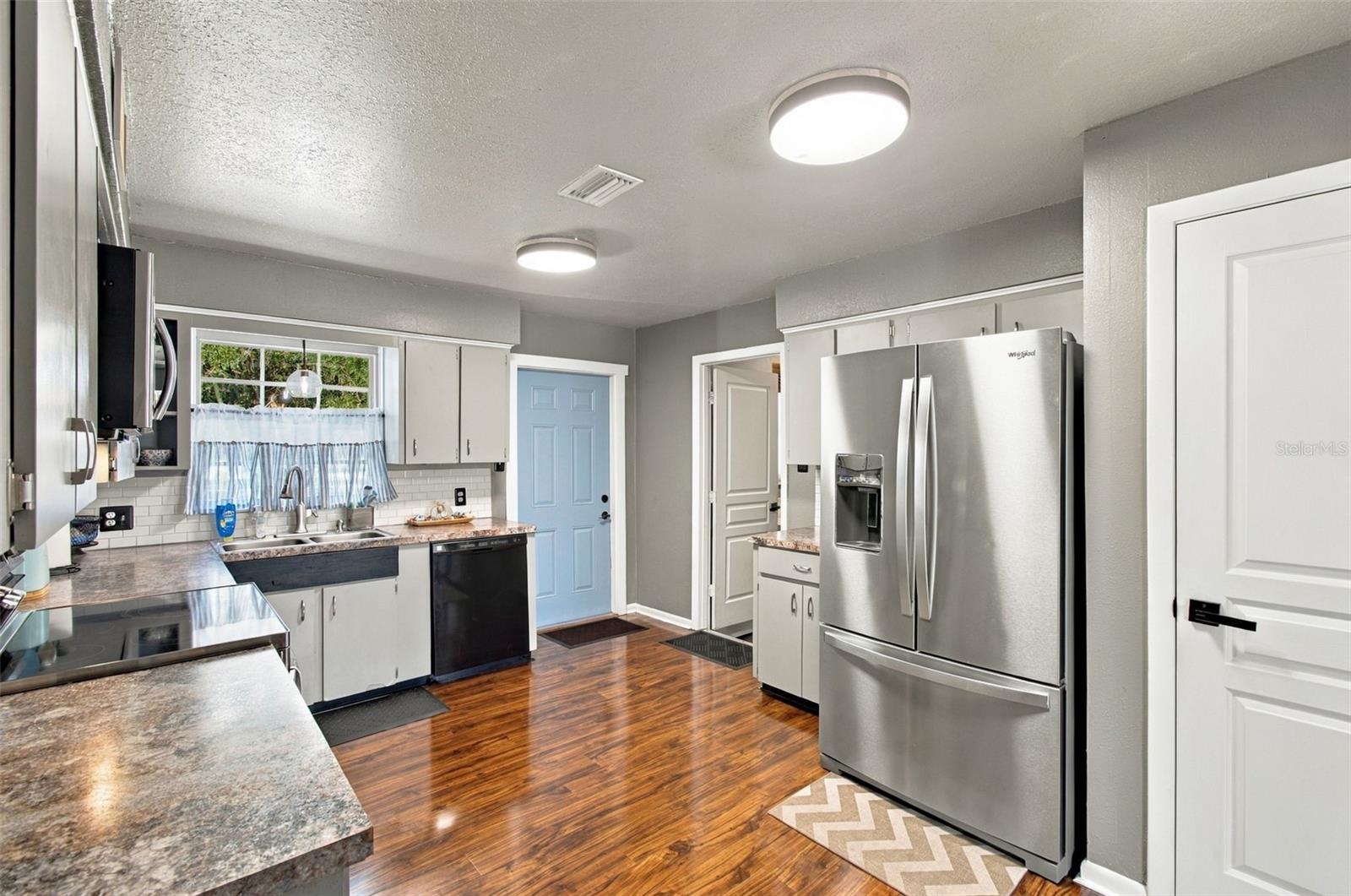 605 W DEES ROAD, Lakeland, FL 33809