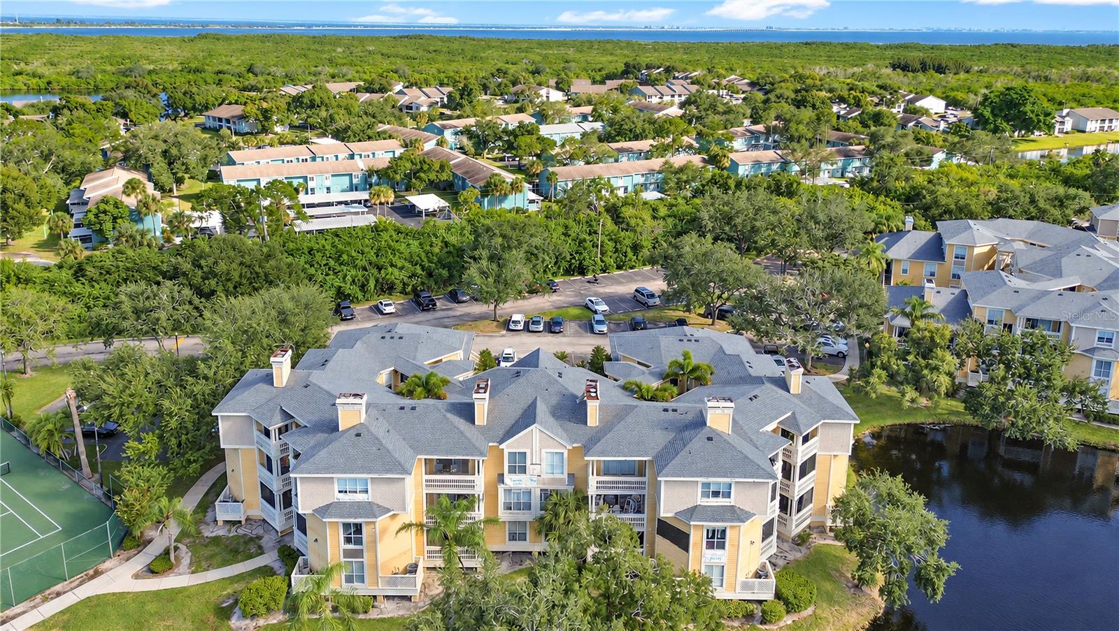 115 112TH AVENUE NE, #617, St Petersburg, FL 33716