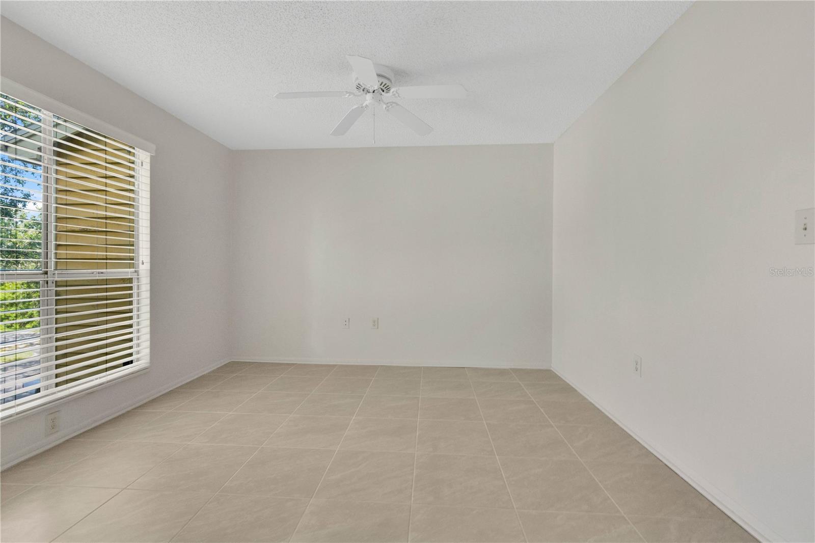 115 112TH AVENUE NE, #617, St Petersburg, FL 33716