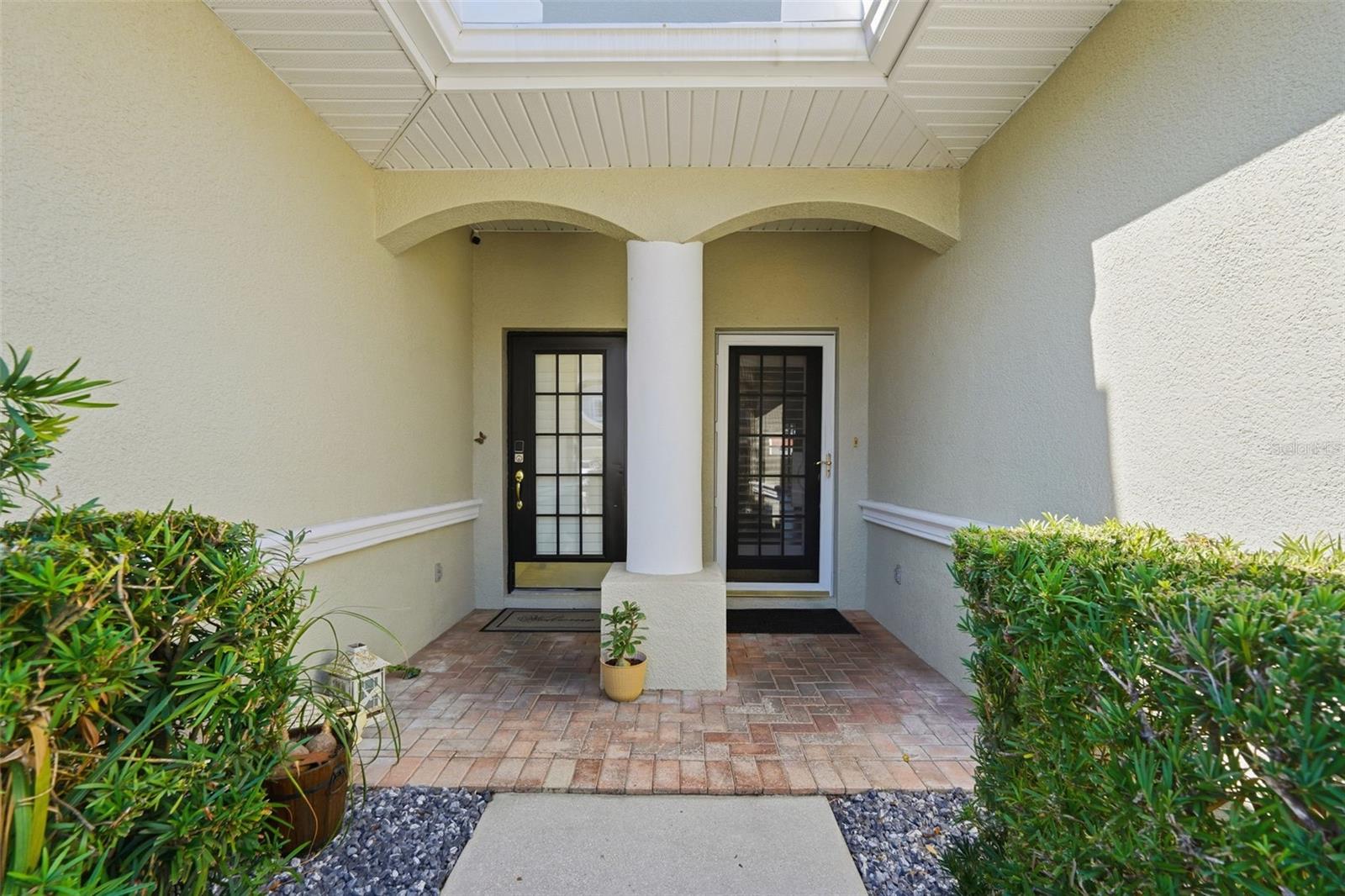 9718 TAYLOR ROSE LANE, Seminole, FL 33777 9718 TAYLOR ROSE LANE, Seminole, FL 33777