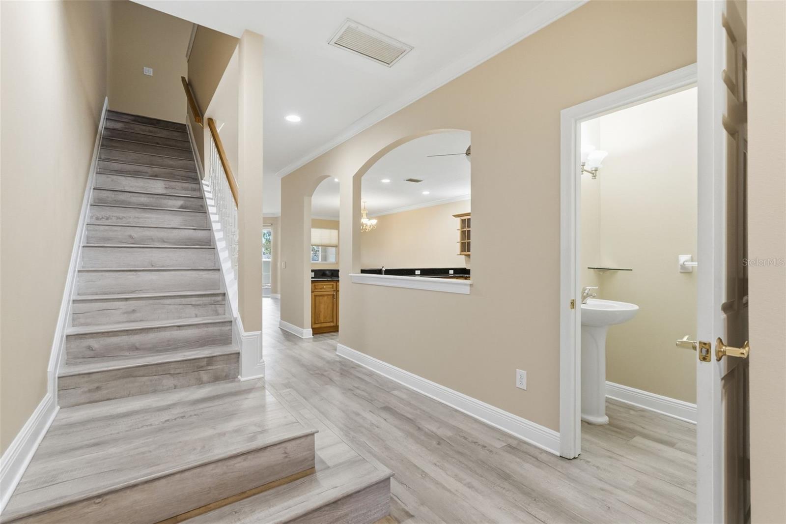 9718 TAYLOR ROSE LANE, Seminole, FL 33777 9718 TAYLOR ROSE LANE, Seminole, FL 33777