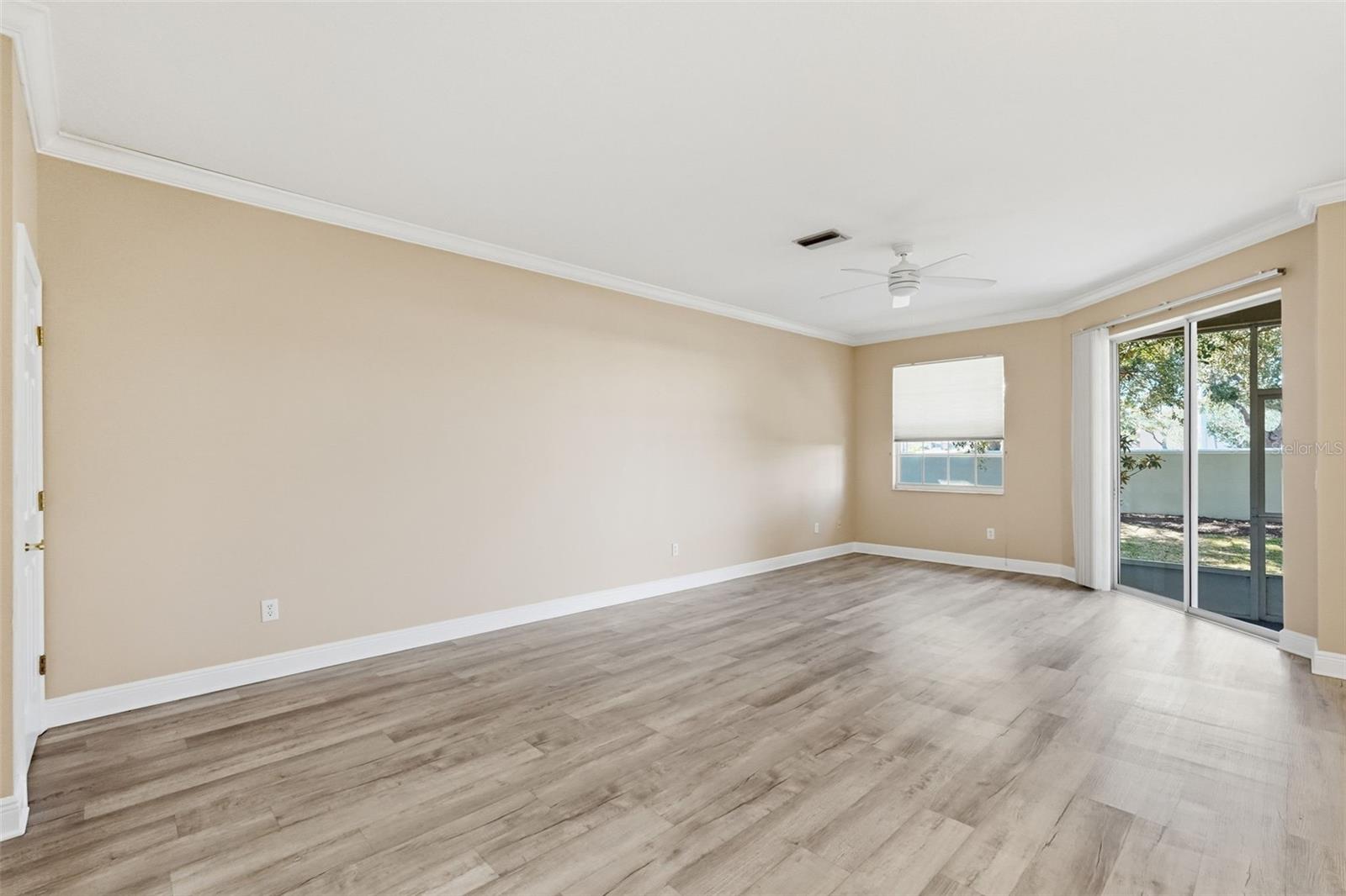 Open living room with a lot of light