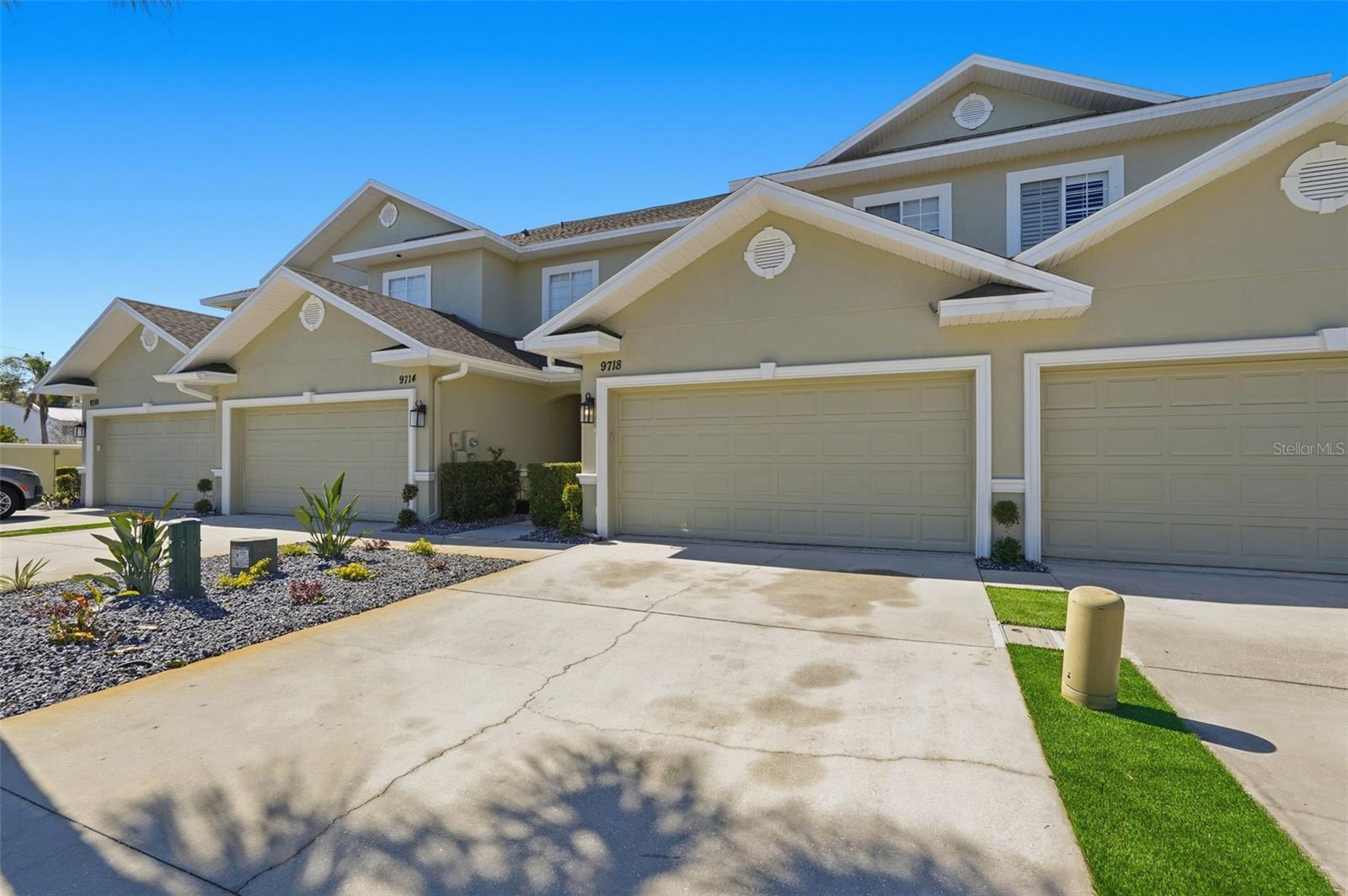 9718 TAYLOR ROSE LANE, Seminole, FL 33777 9718 TAYLOR ROSE LANE, Seminole, FL 33777
