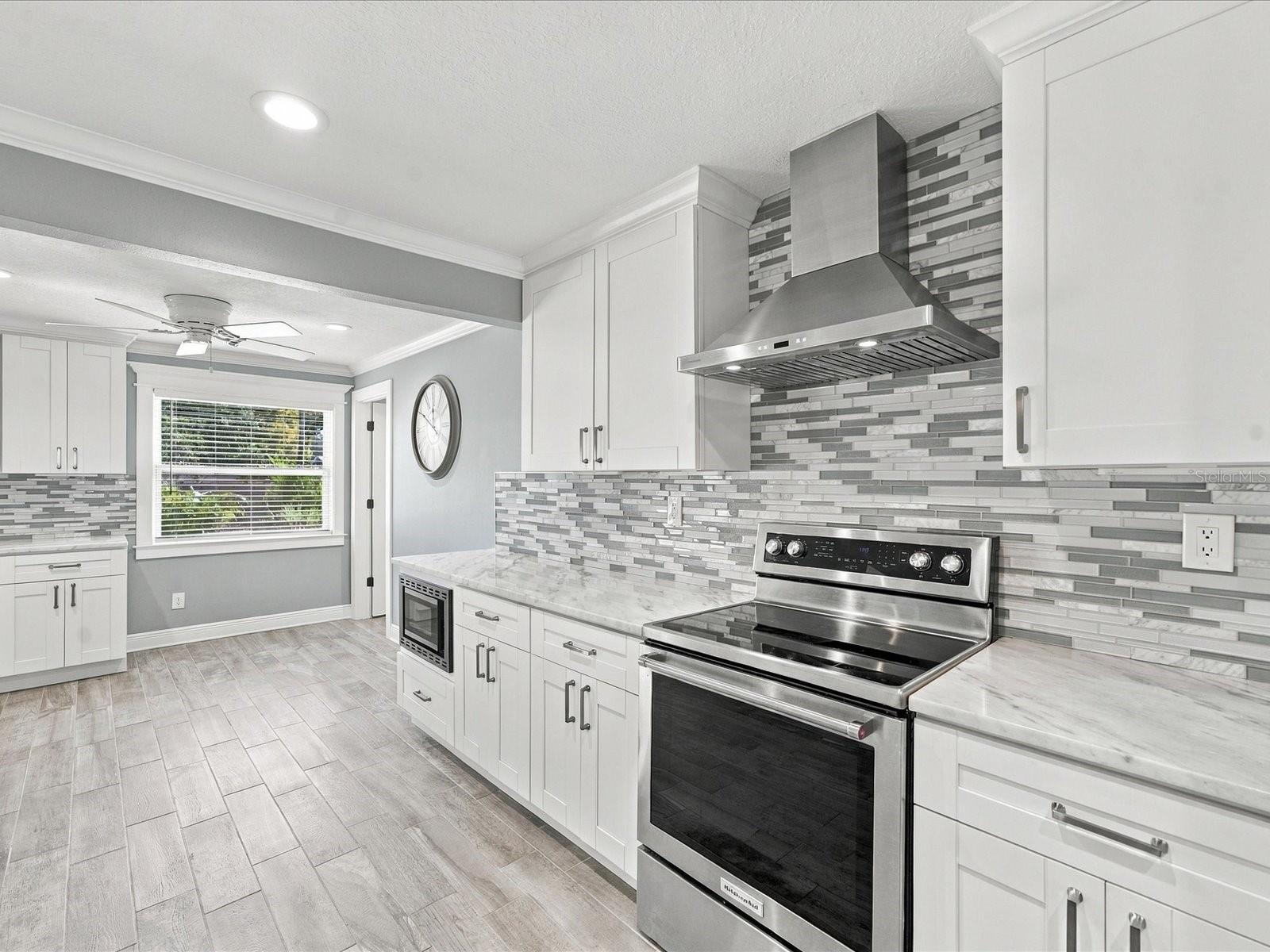 10469 IMPERIAL POINT DRIVE E, Largo, FL 33774