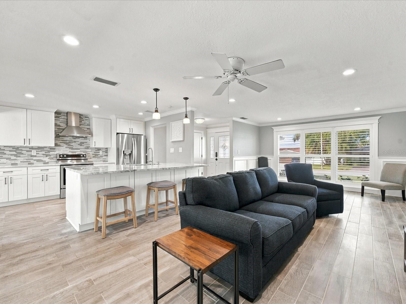 10469 IMPERIAL POINT DRIVE E, Largo, FL 33774