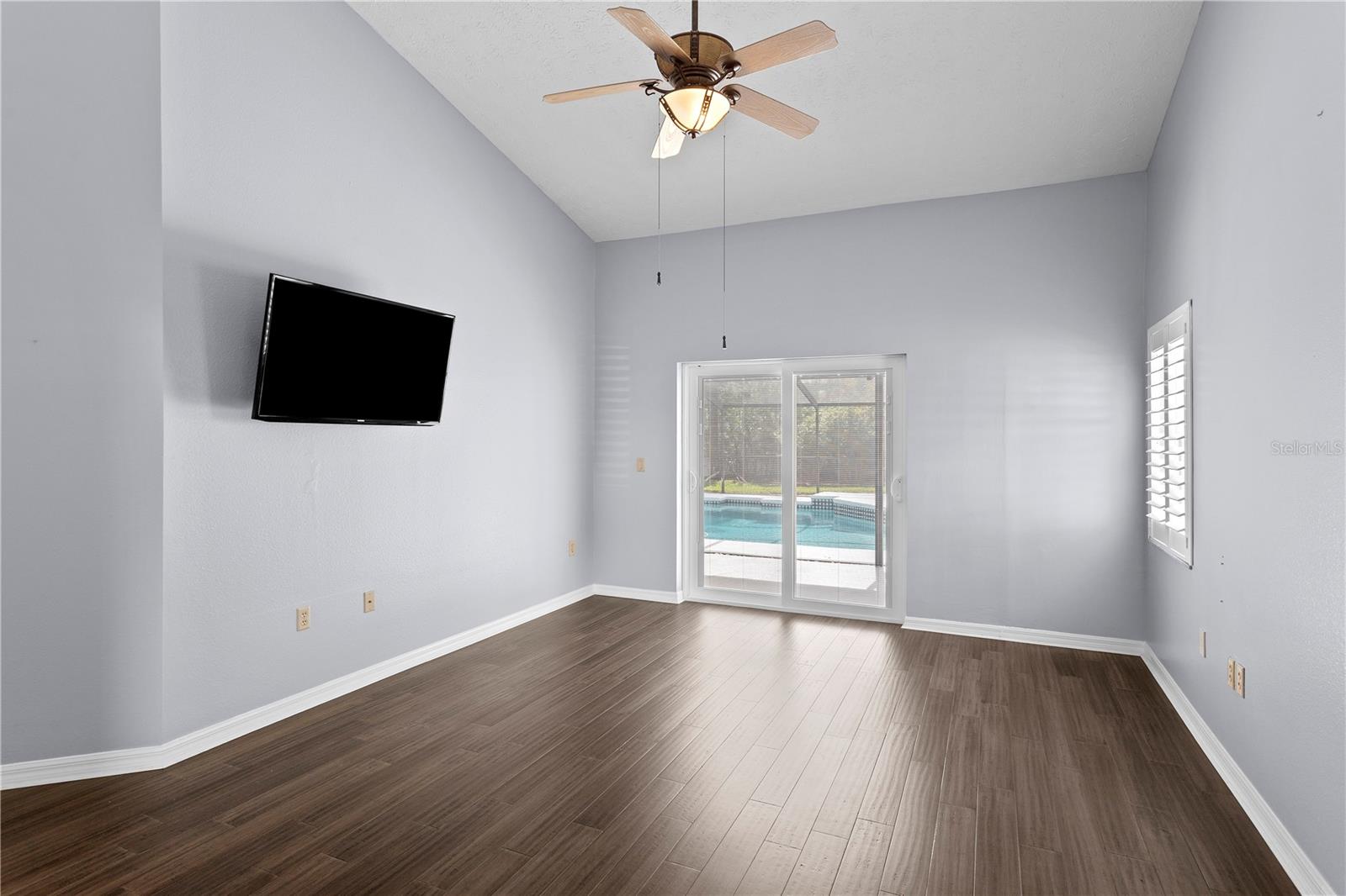 2307 MARSEILLE COURT, Valrico, FL 33596