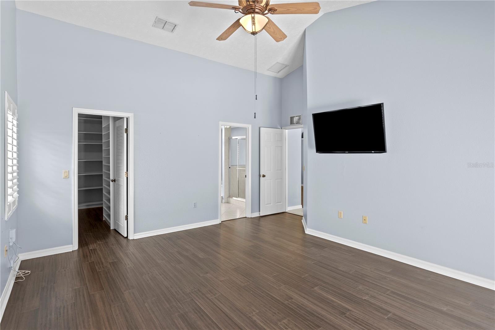 2307 MARSEILLE COURT, Valrico, FL 33596