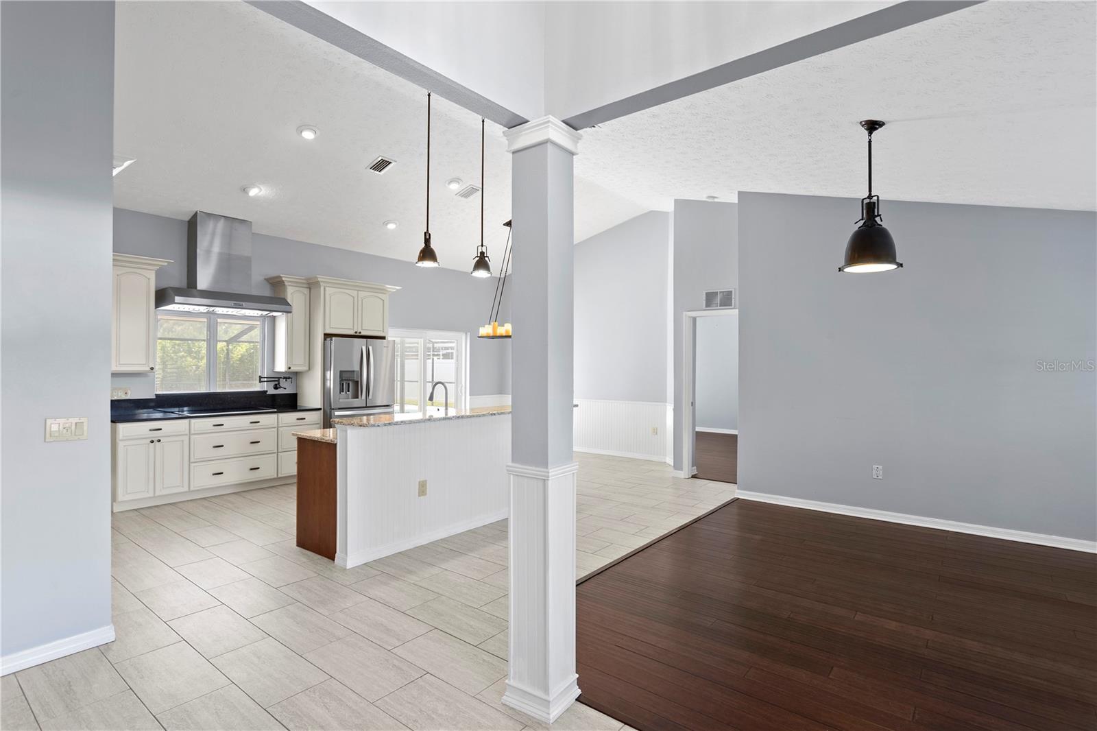 2307 MARSEILLE COURT, Valrico, FL 33596