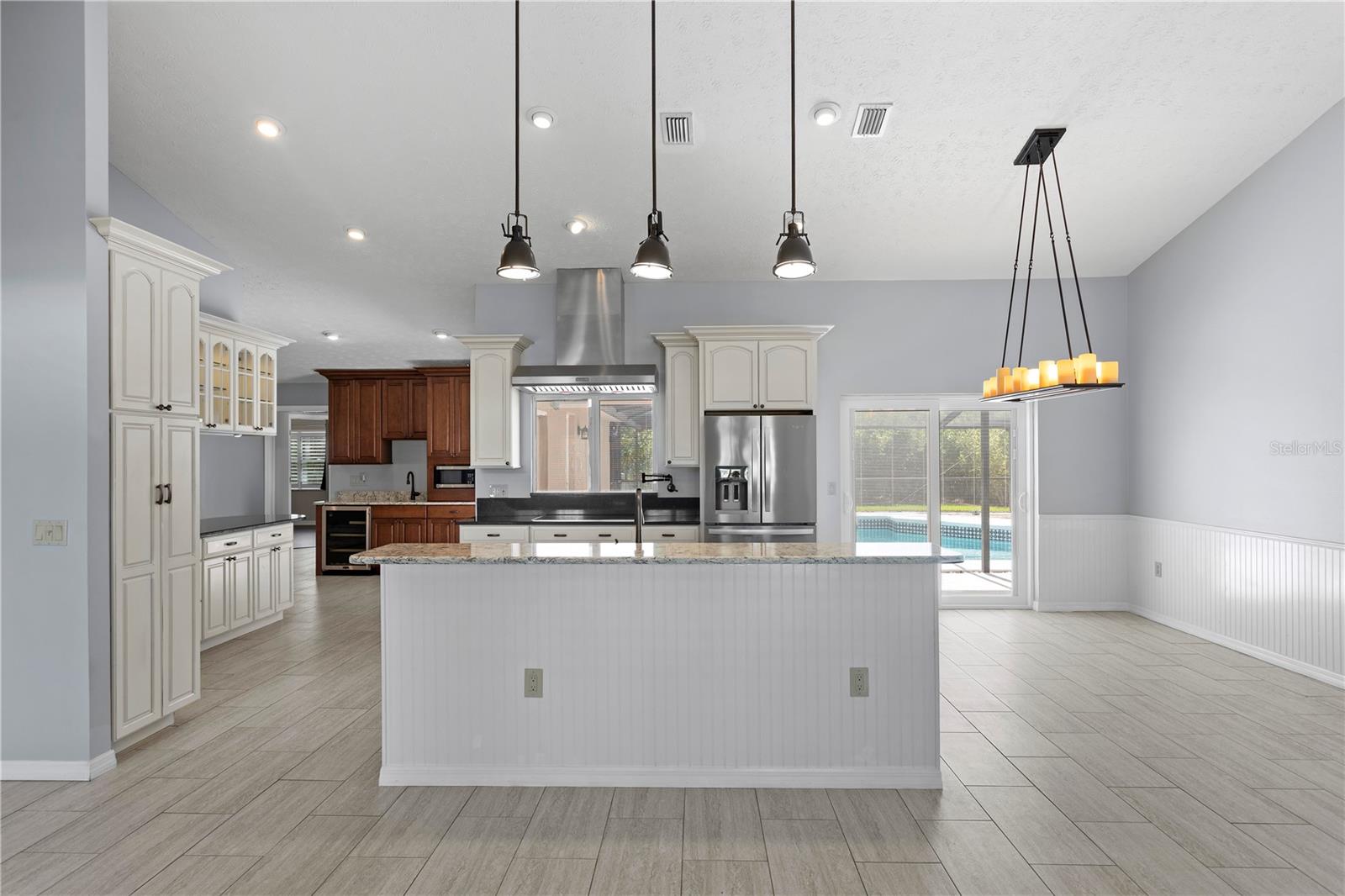 2307 MARSEILLE COURT, Valrico, FL 33596