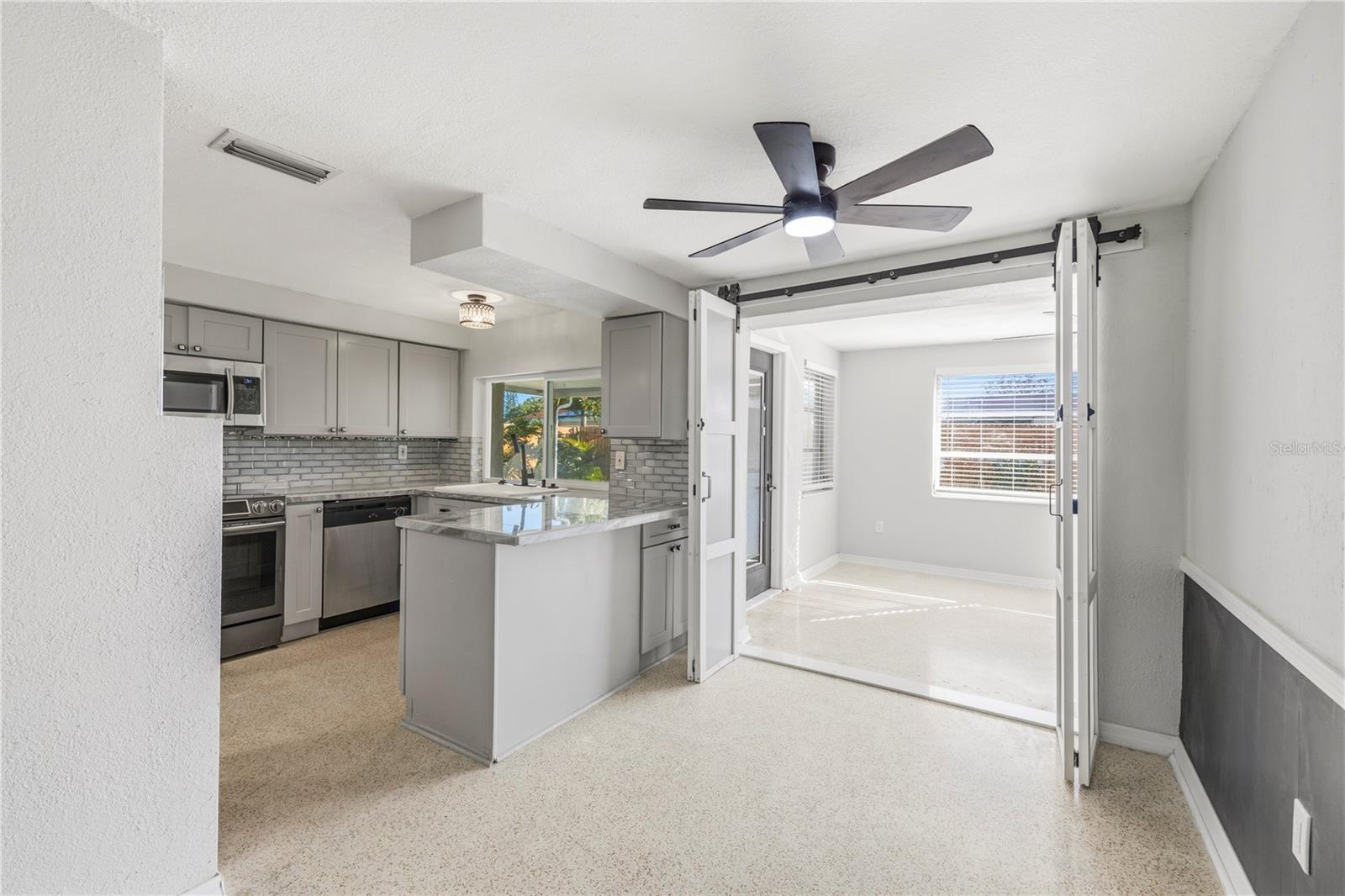 3302 JAMESTOWN DRIVE, Holiday, FL 34691