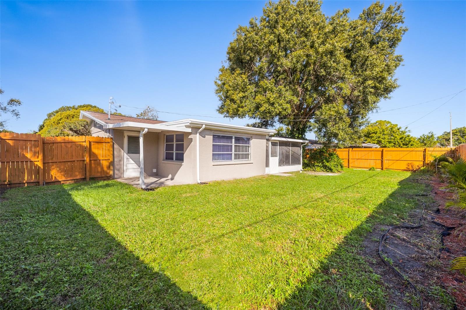 3302 JAMESTOWN DRIVE, Holiday, FL 34691
