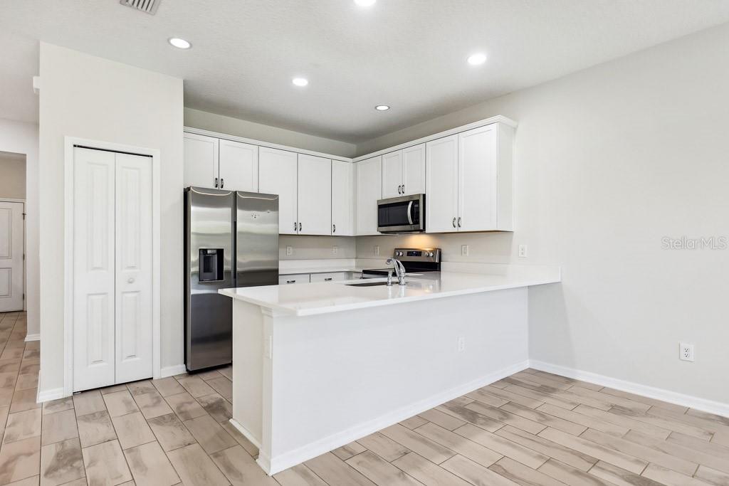 9687 SWEETWELL PLACE, Riverview, FL 33569