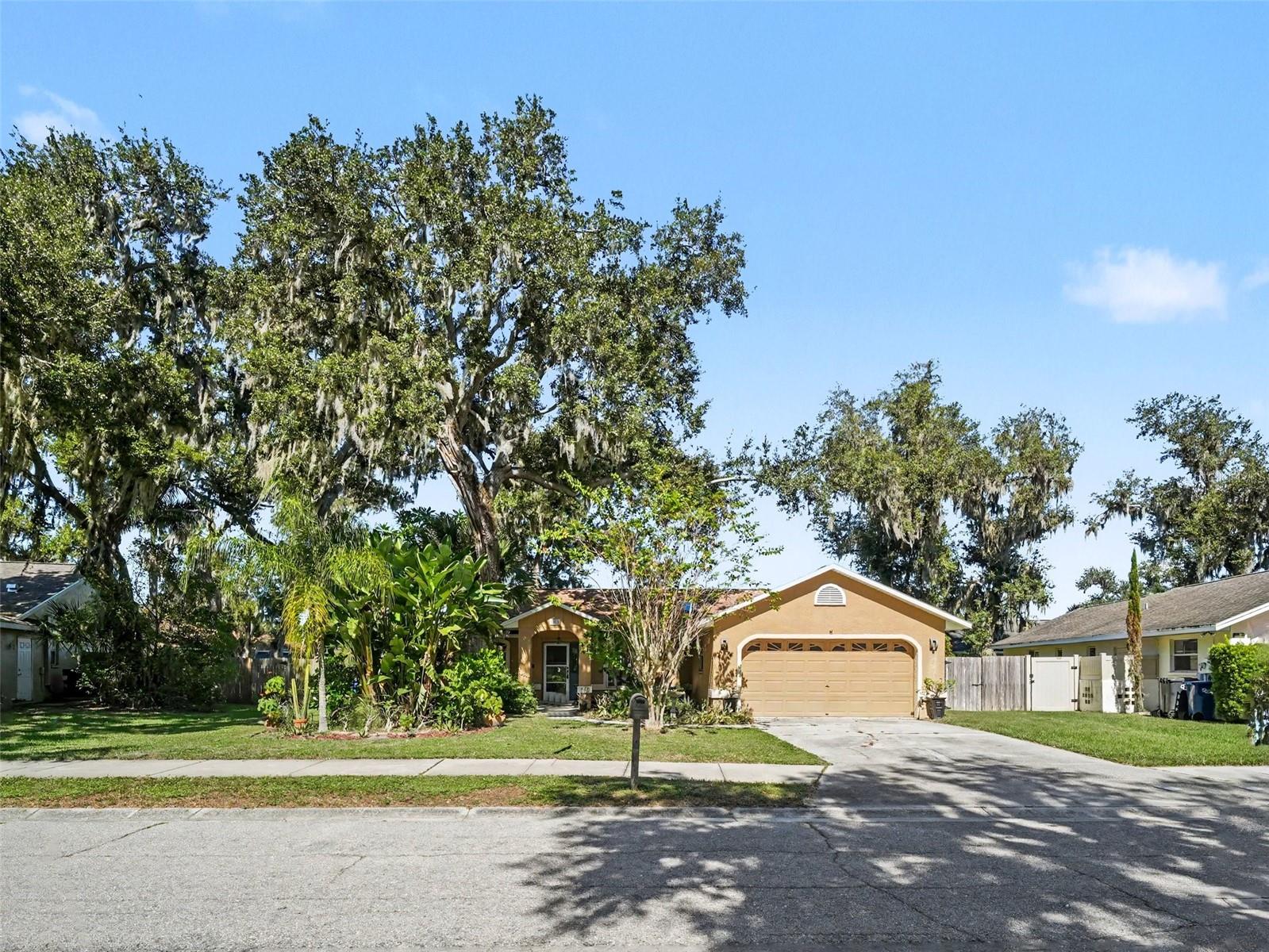 8010 55TH STREET E, Palmetto, FL 34221