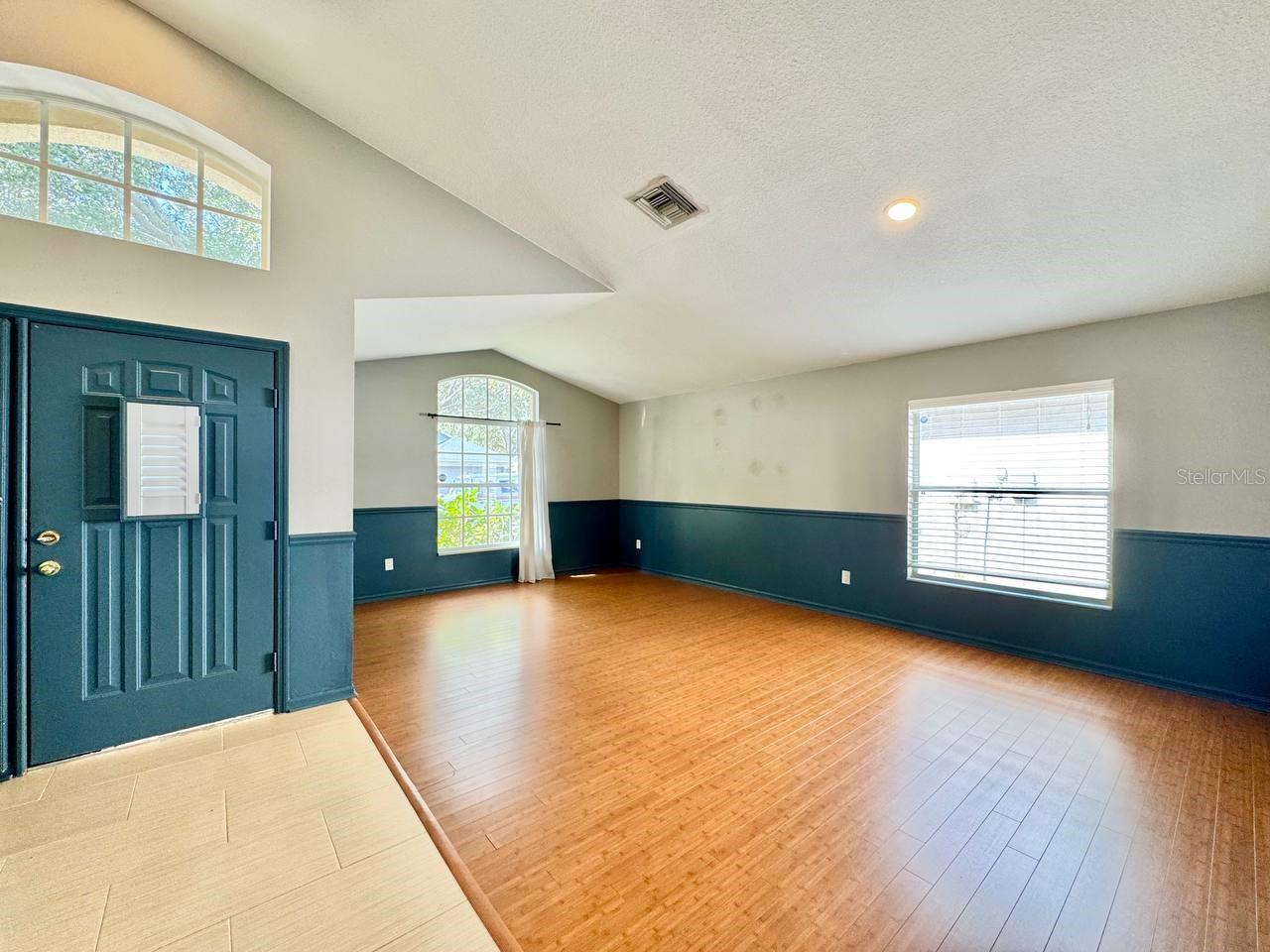 6748 WATERTON DRIVE, Riverview, FL 33578 6748 WATERTON DRIVE, Riverview, FL 33578
