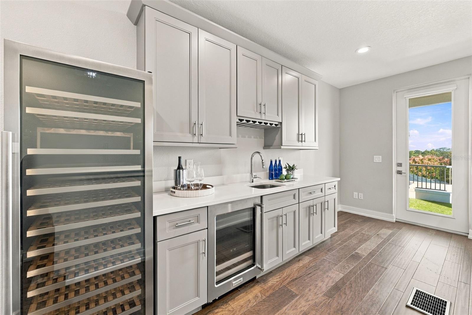 2442 W MISSISSIPPI AVENUE, #3, Tampa, FL 33629