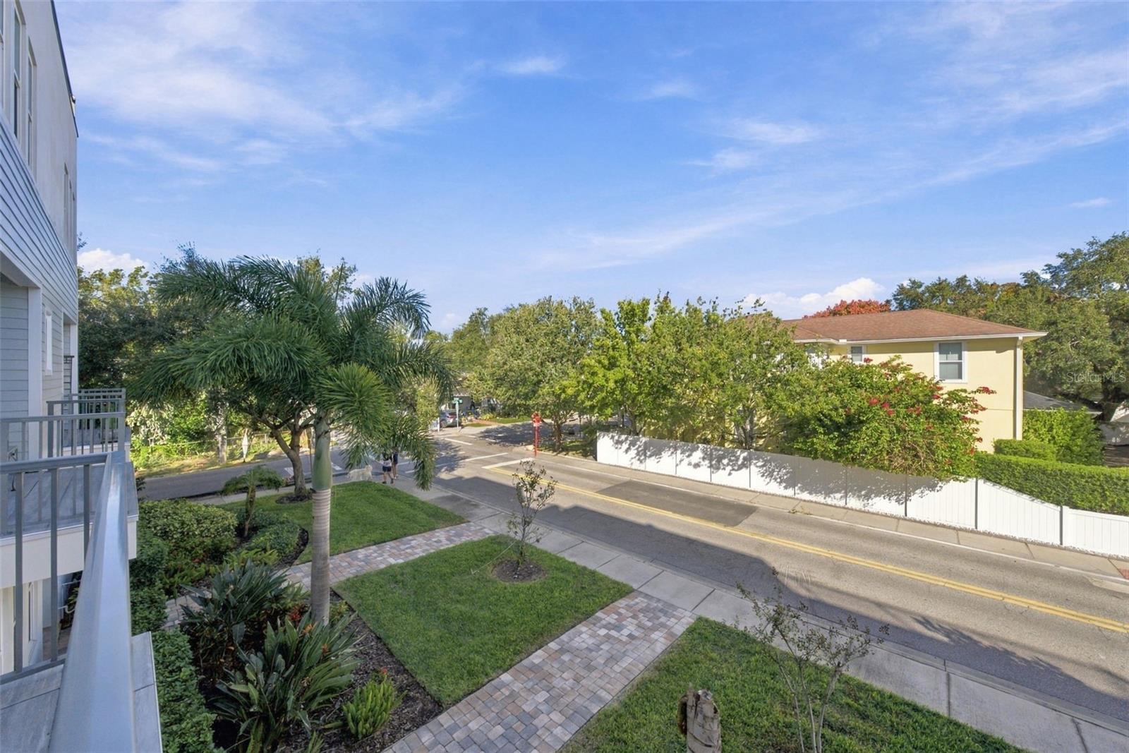 2442 W MISSISSIPPI AVENUE, #3, Tampa, FL 33629