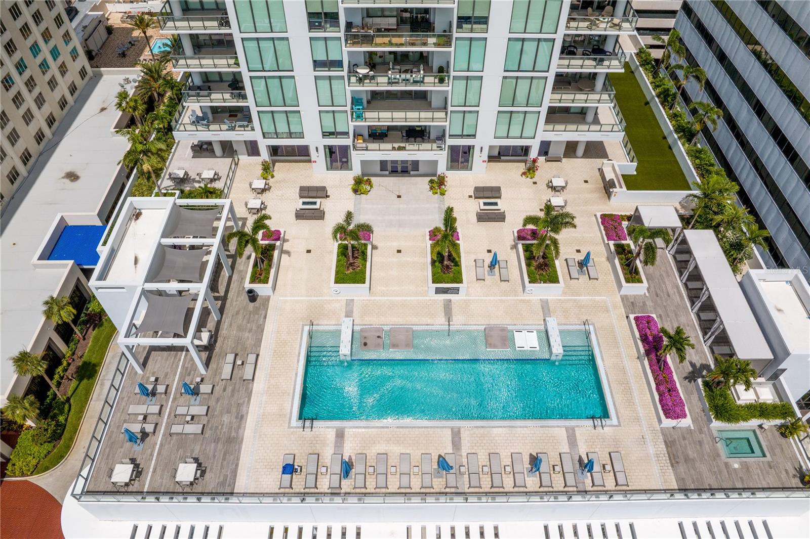 Amenity Deck