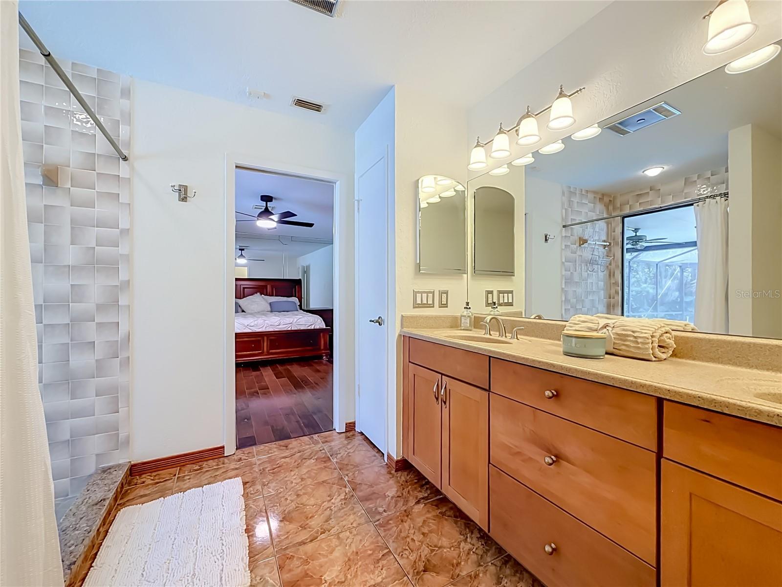 Primary bath