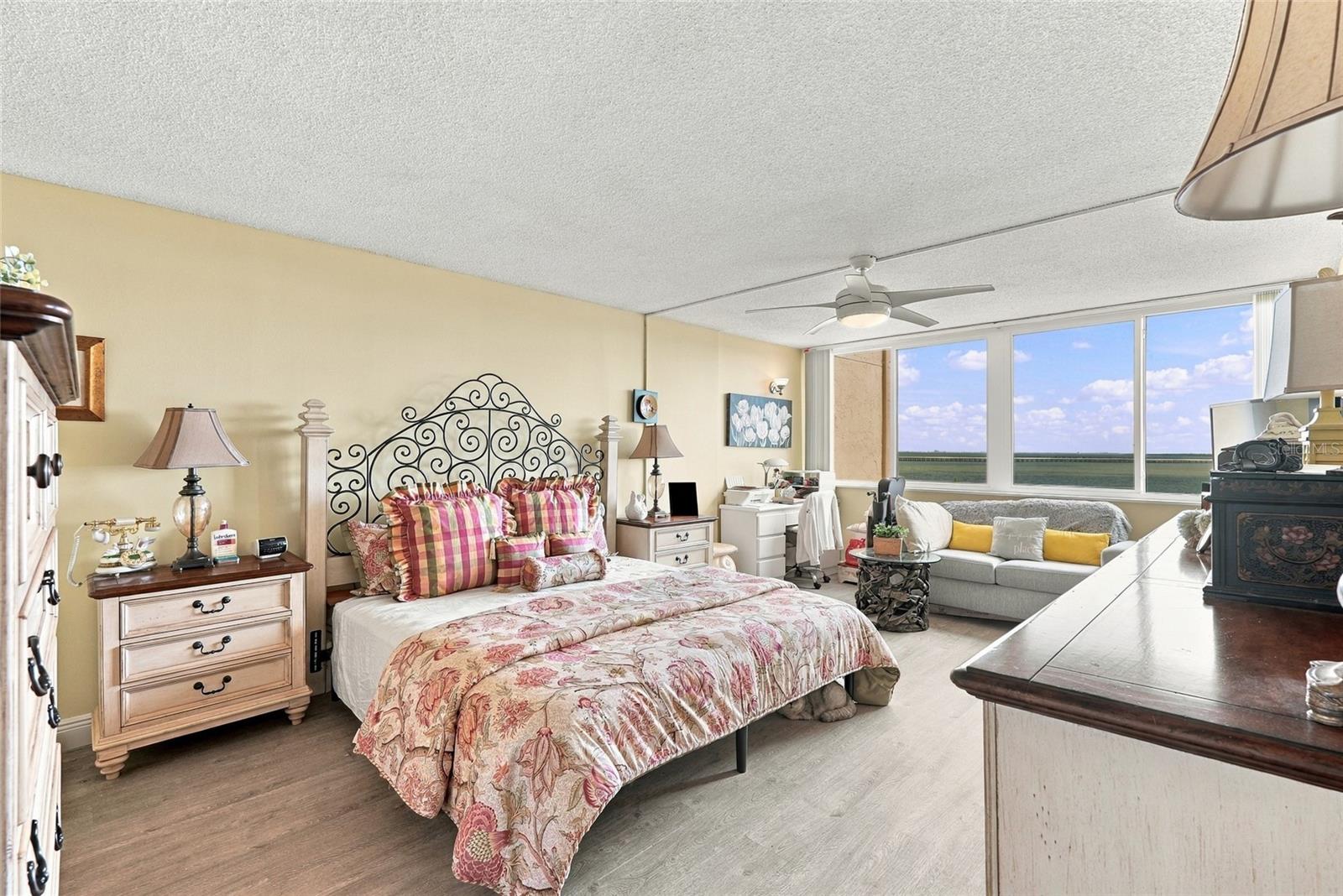 2616 COVE CAY DRIVE, #906, Clearwater, FL 33760