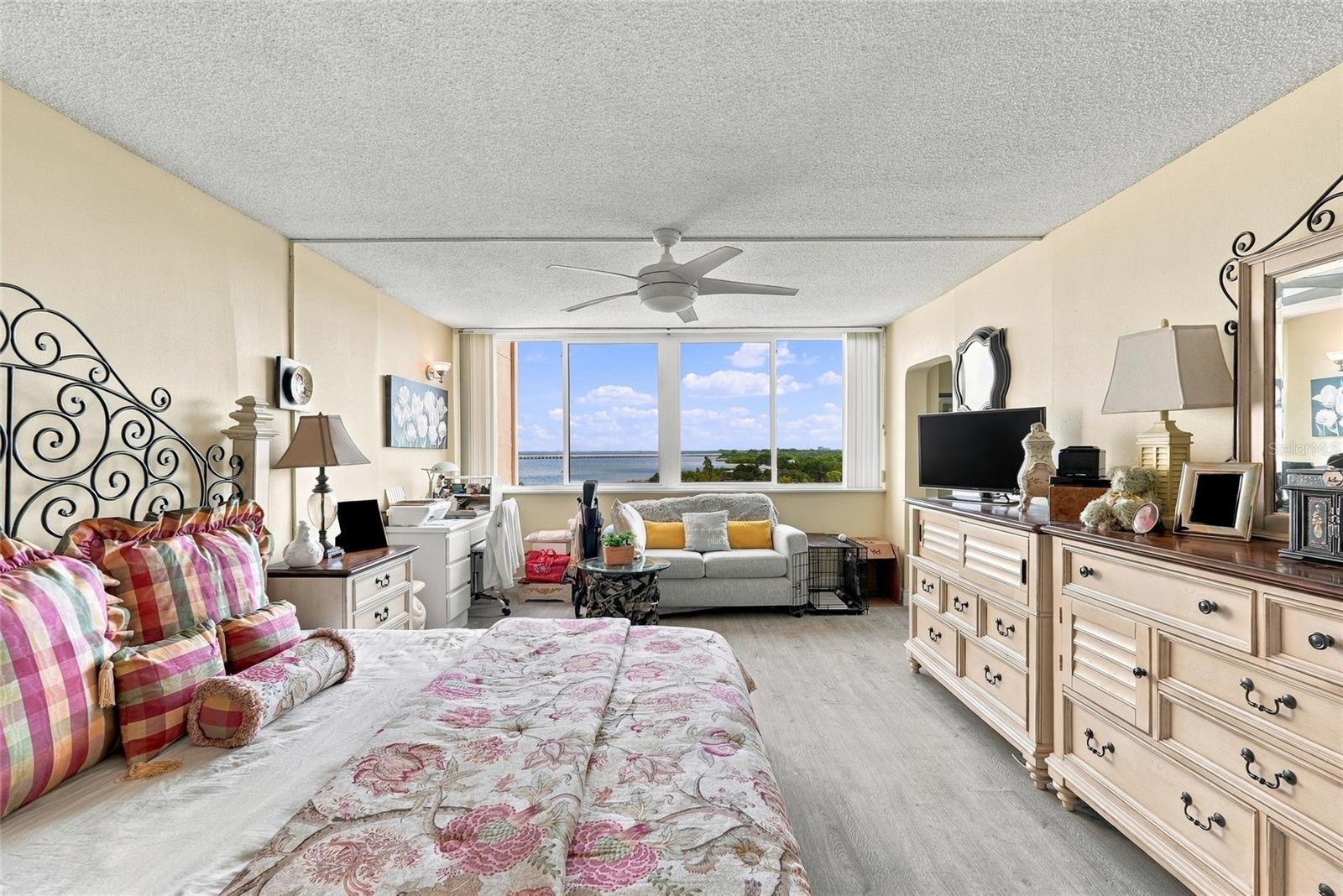 2616 COVE CAY DRIVE, #906, Clearwater, FL 33760