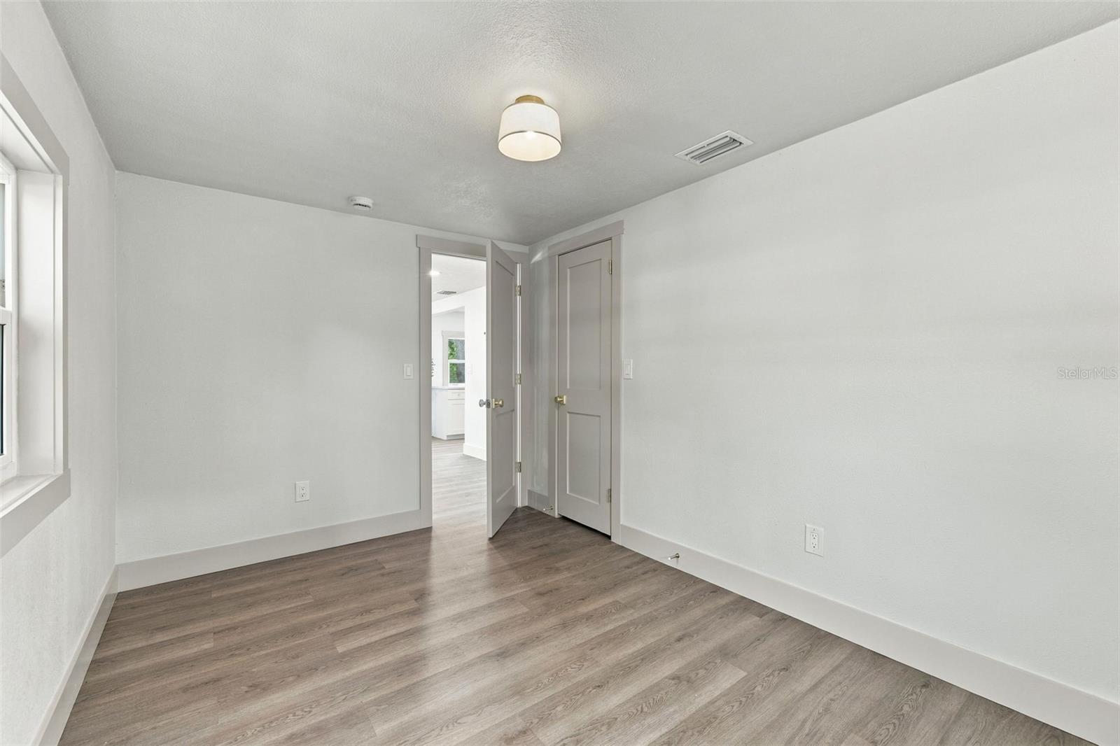 5160 45TH AVENUE N, St Petersburg, FL 33709