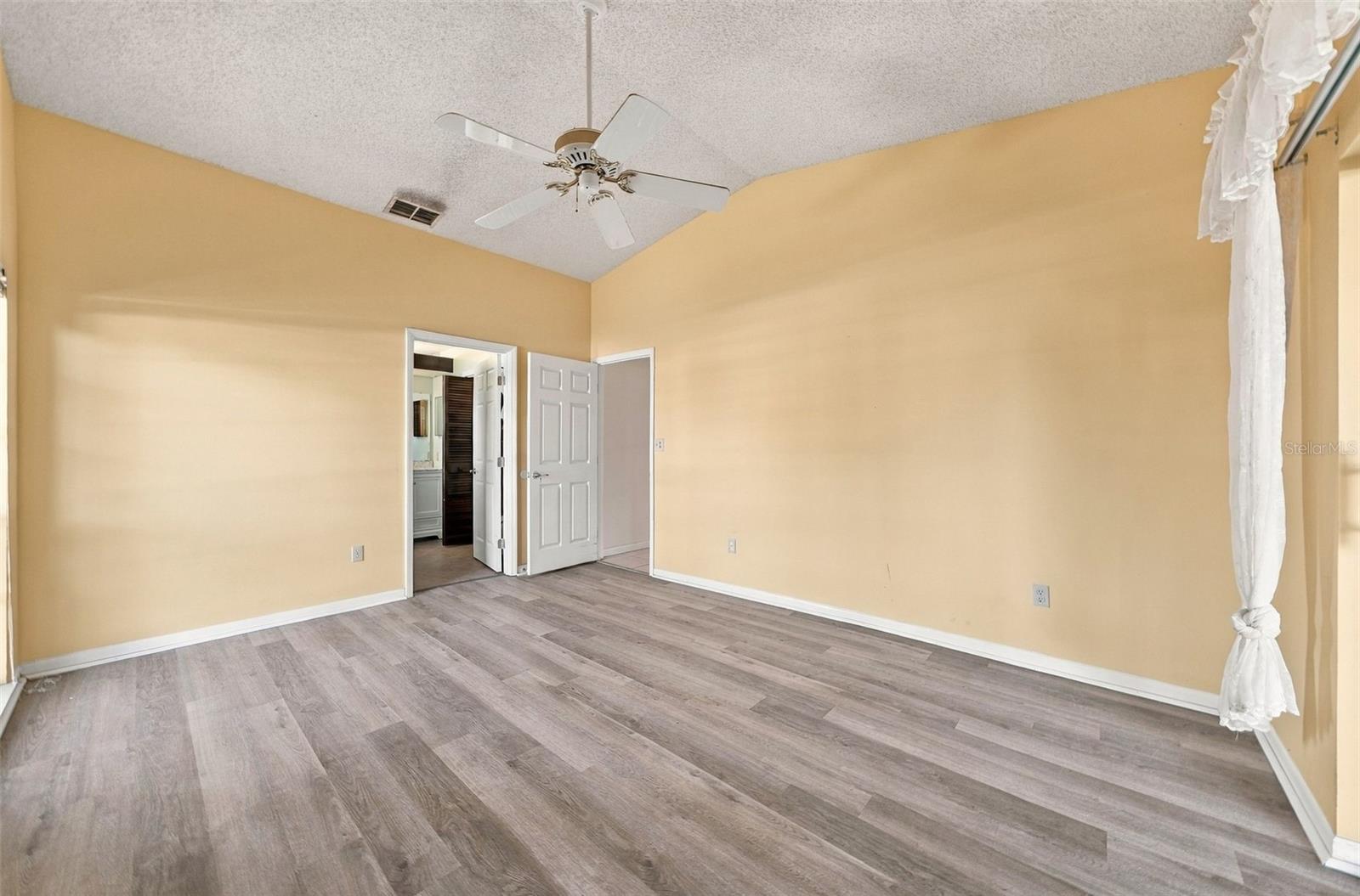 4301 ELLENVILLE PLACE, Valrico, FL 33596