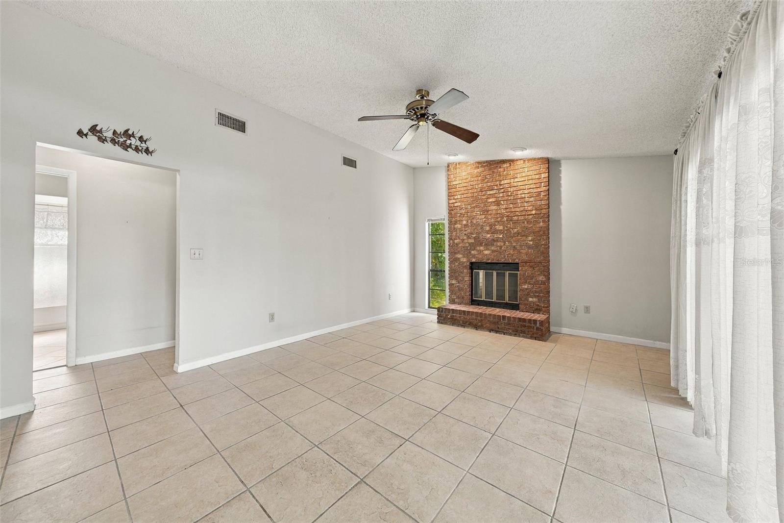 4301 ELLENVILLE PLACE, Valrico, FL 33596 4301 ELLENVILLE PLACE, Valrico, FL 33596