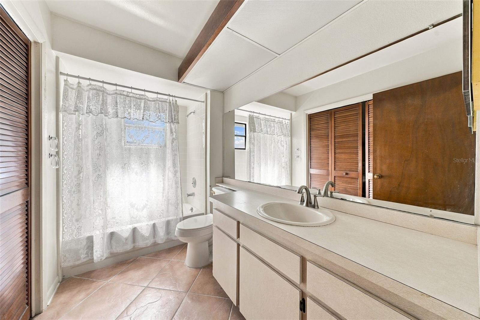 4301 ELLENVILLE PLACE, Valrico, FL 33596