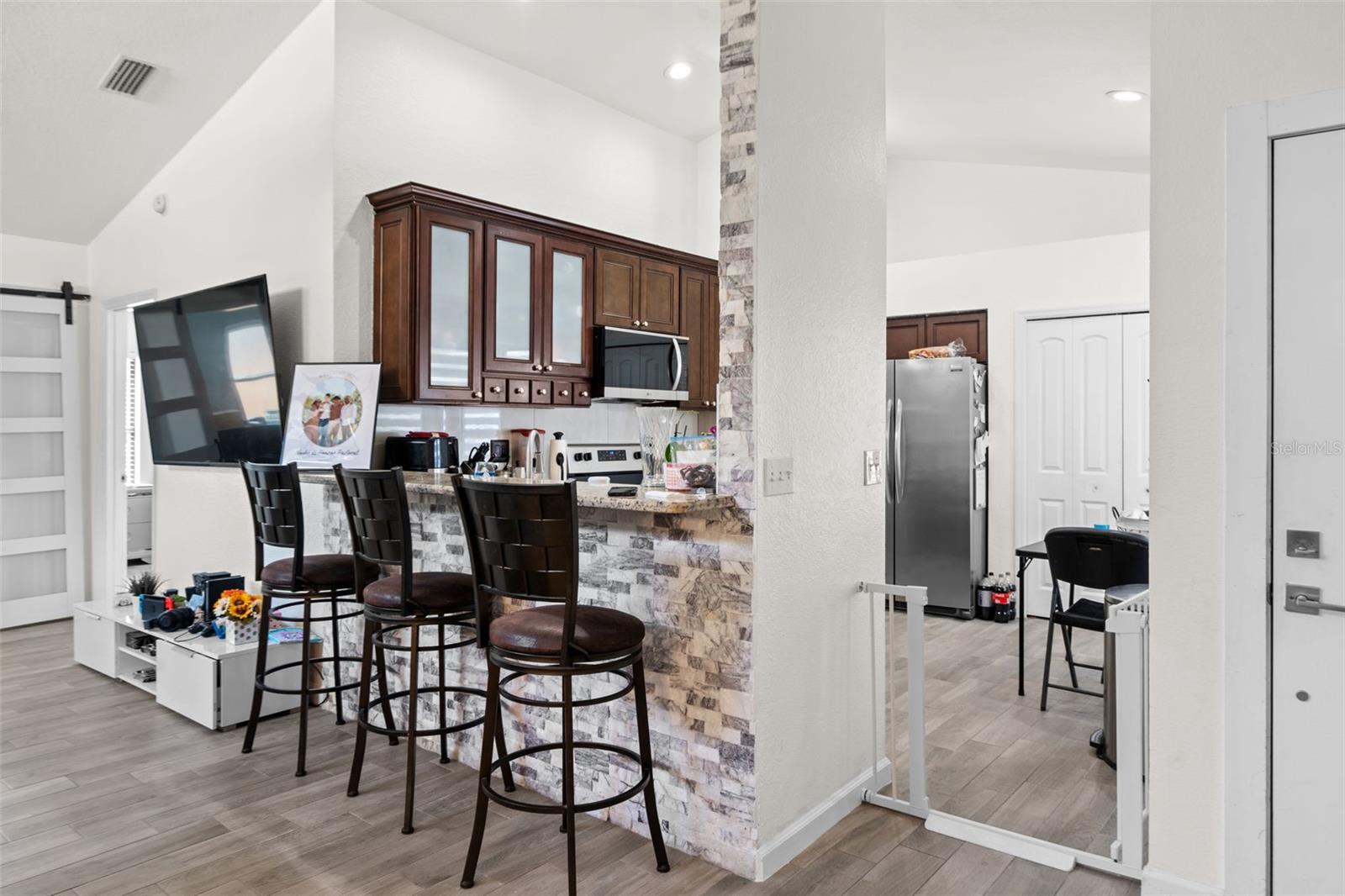 1414 BRAMBLEWOOD DRIVE, Lakeland, FL 33811 1414 BRAMBLEWOOD DRIVE, Lakeland, FL 33811