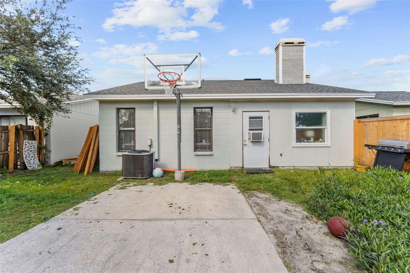 1414 BRAMBLEWOOD DRIVE, Lakeland, FL 33811