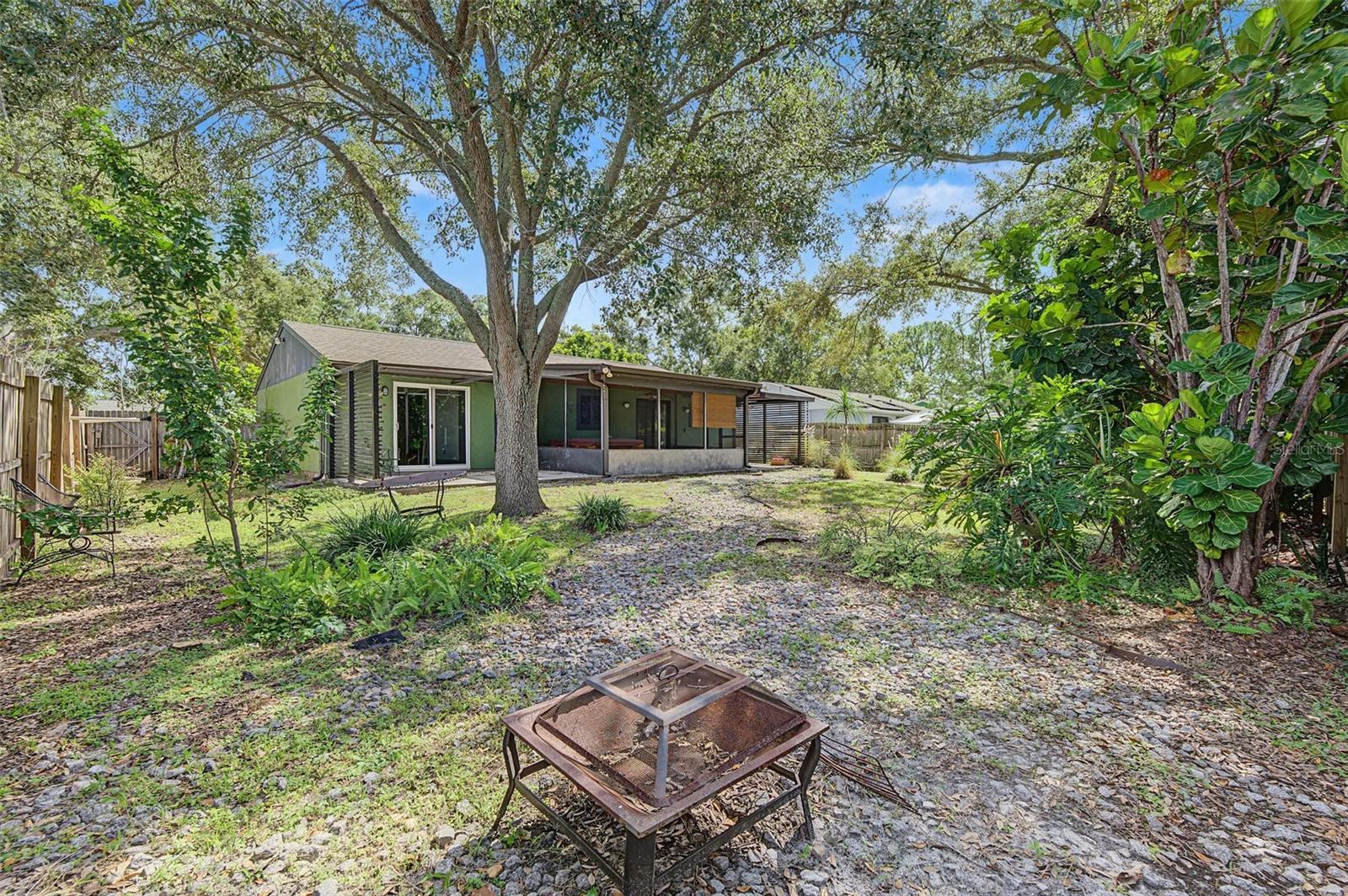 608 TIMBER BAY CIRCLE E, Oldsmar, FL 34677