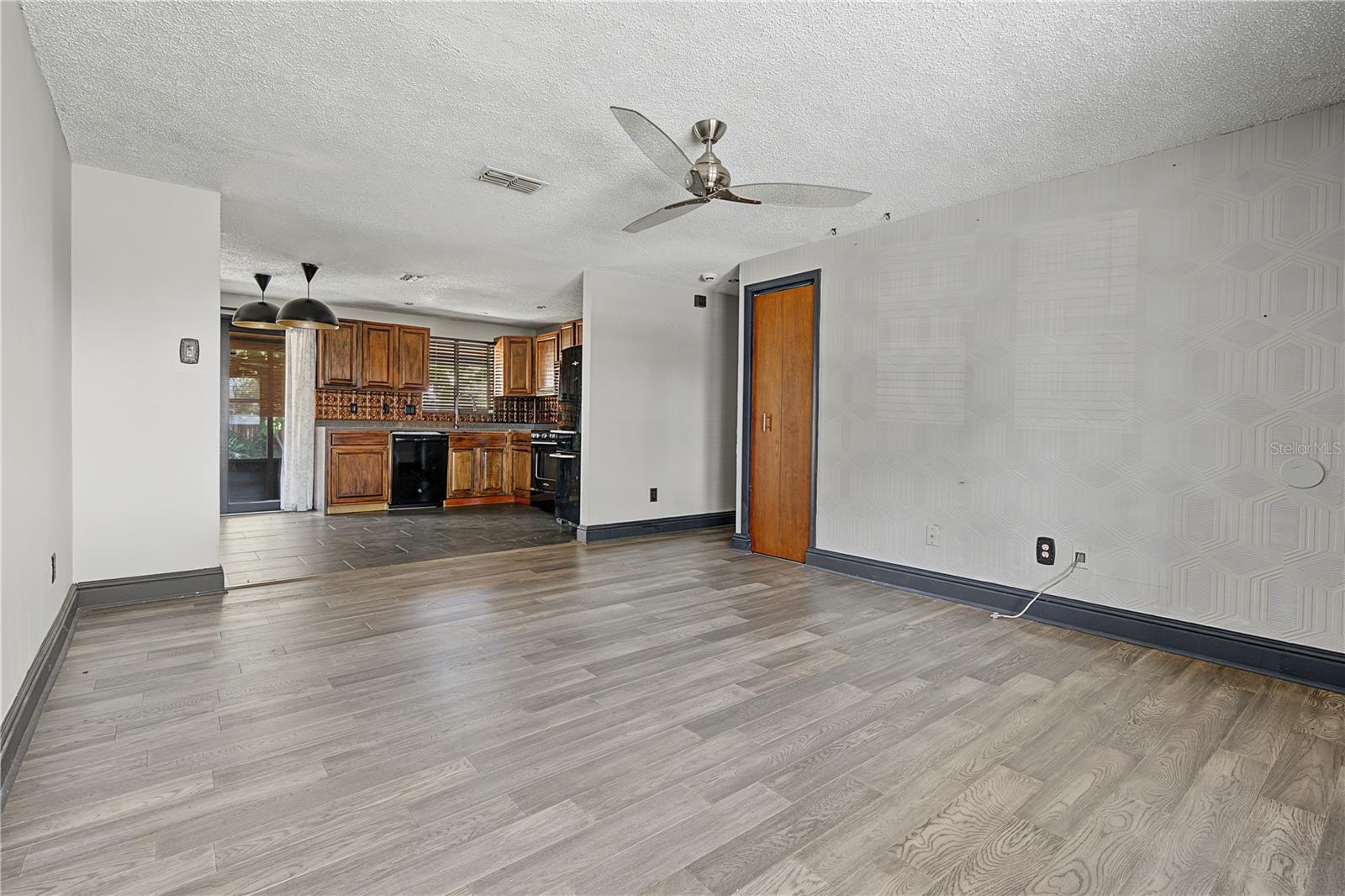 608 TIMBER BAY CIRCLE E, Oldsmar, FL 34677
