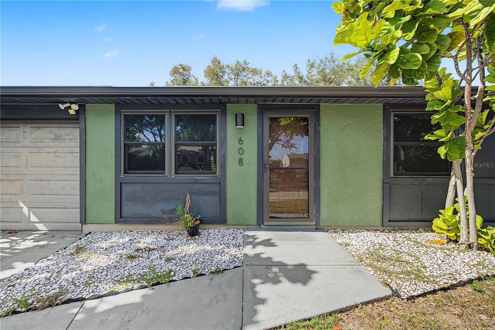 608 TIMBER BAY CIRCLE E, Oldsmar, FL 34677