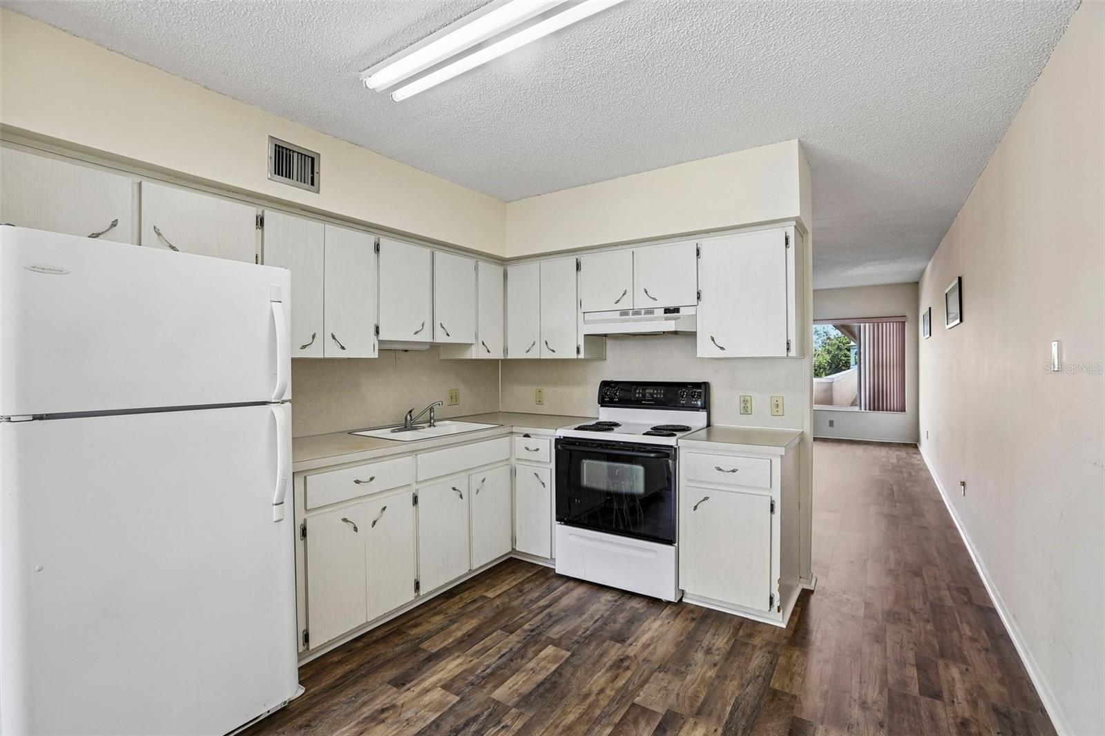 2287 PHILIPPINE DRIVE, #59, Clearwater, FL 33763 2287 PHILIPPINE DRIVE, #59, Clearwater, FL 33763
