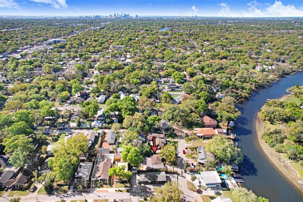 6703 N RIVER BOULEVARD, Tampa, FL 33604