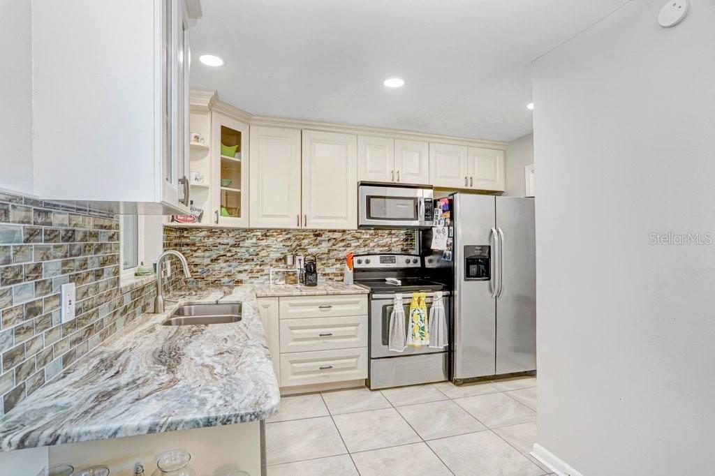 6703 N RIVER BOULEVARD, Tampa, FL 33604