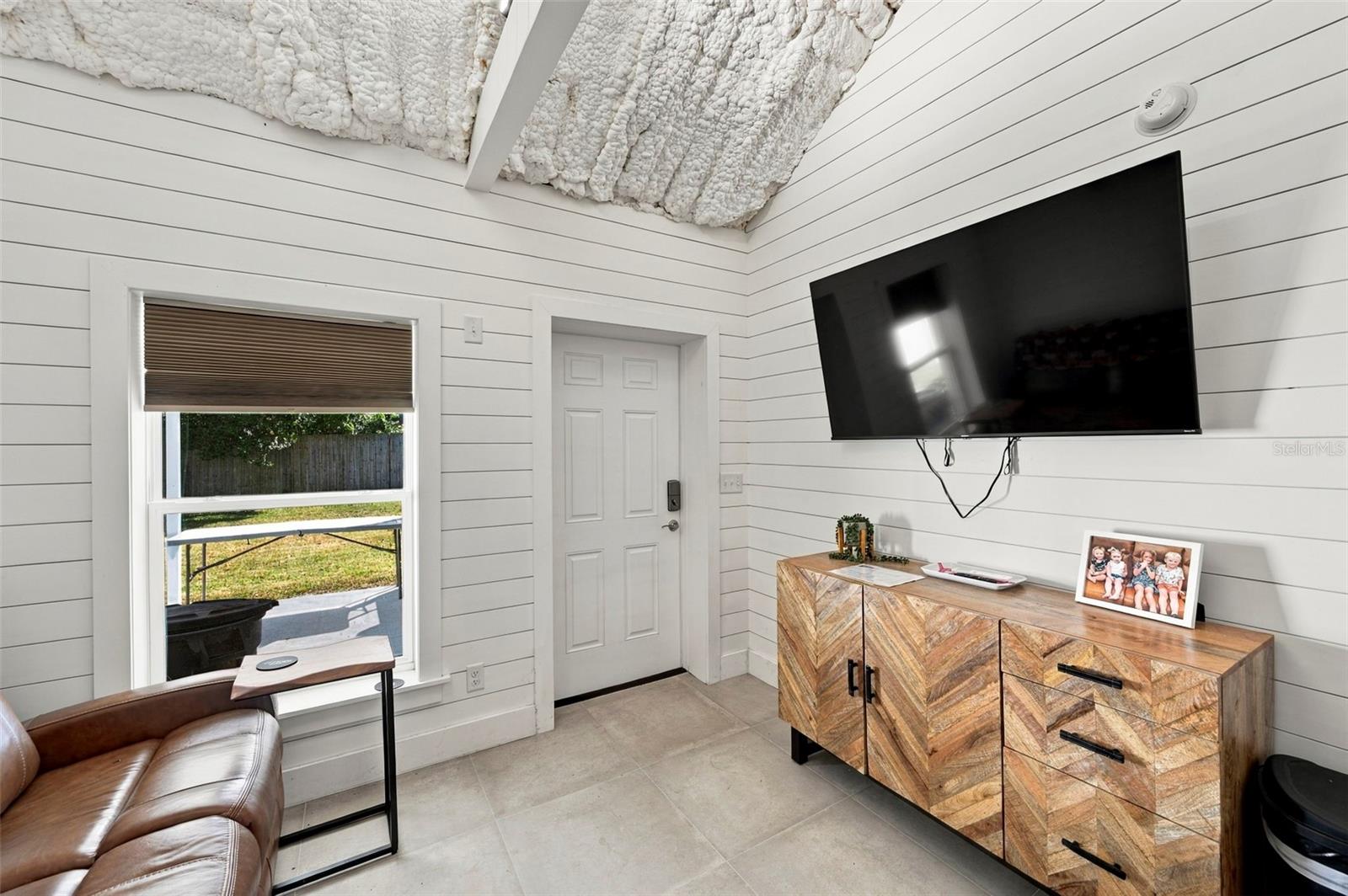 10350 54TH AVENUE N, St Petersburg, FL 33708