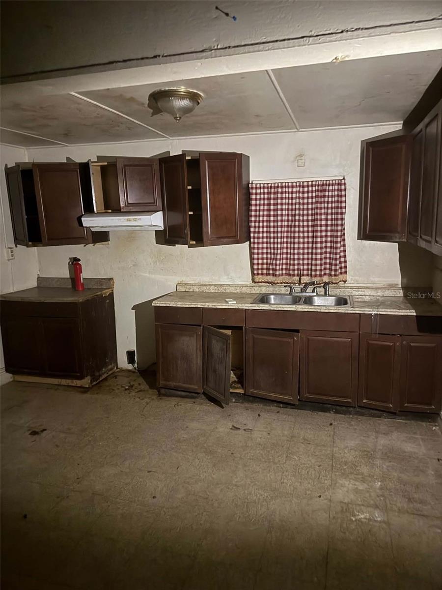 2313 QUINCY STREET S, St Petersburg, FL 33711