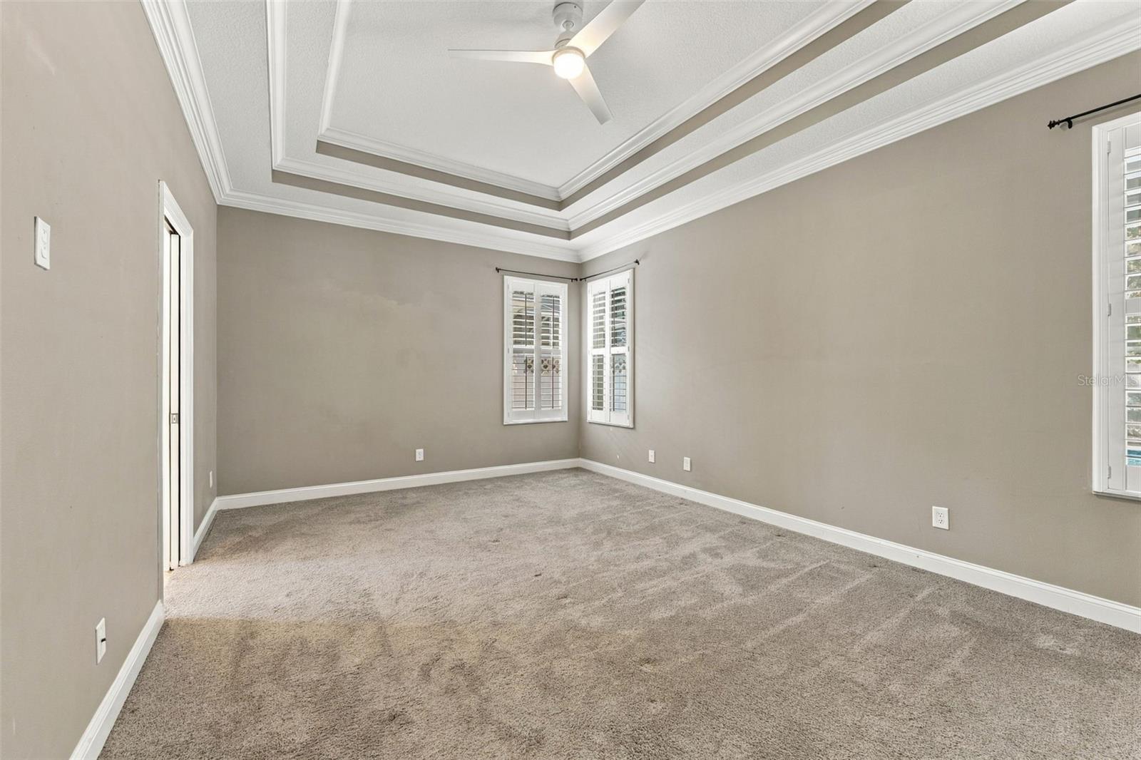 Primary With tray celling & Crown Molding