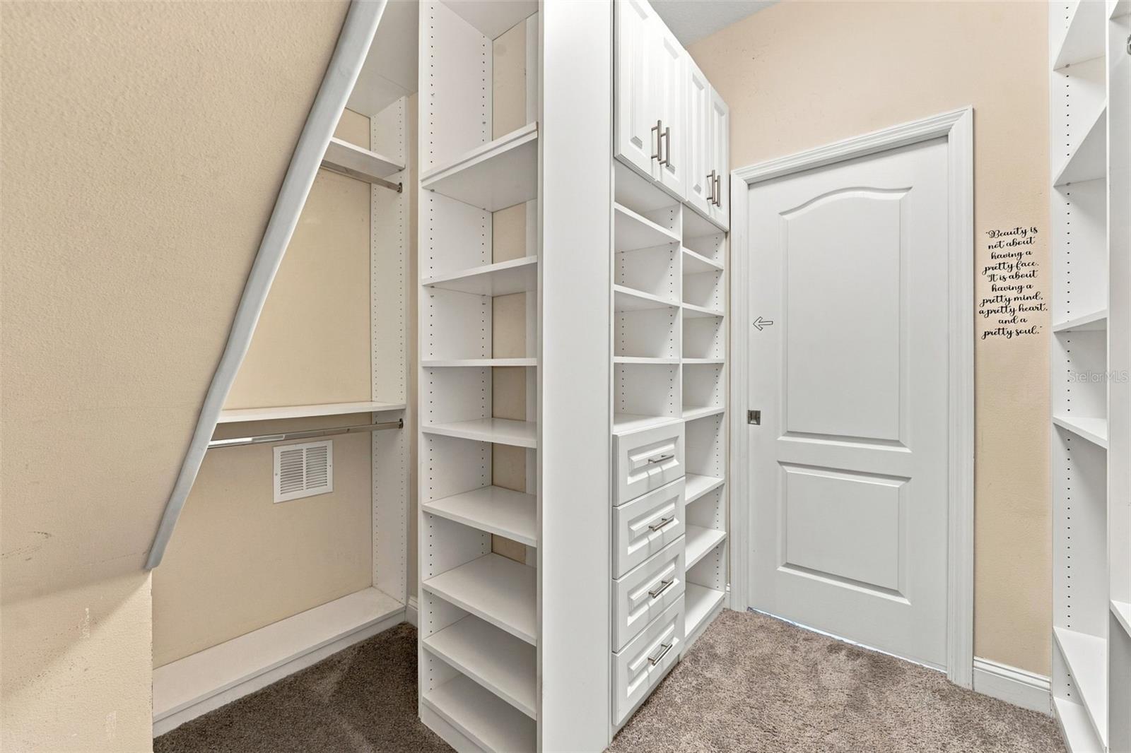 4319 RUSTIC PINE PLACE, Wesley Chapel, FL 33544