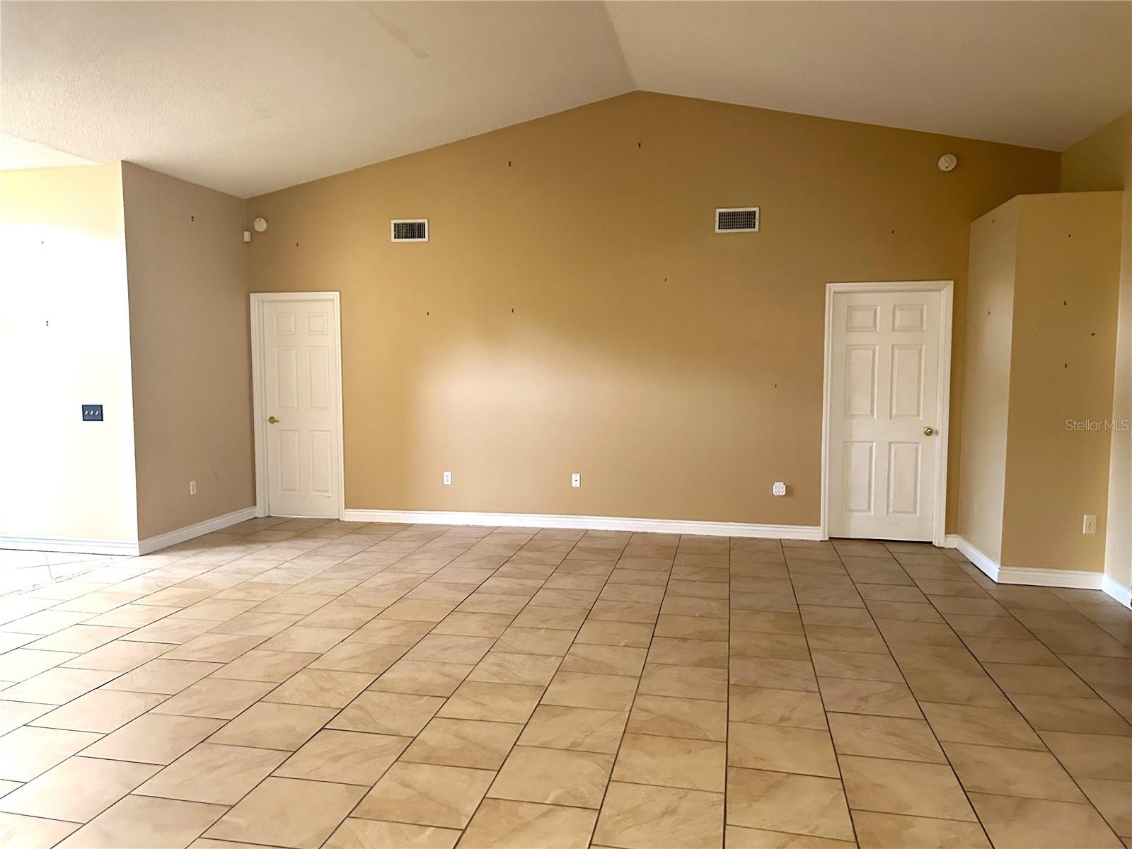 11137 BROOKLAWN DRIVE, Hudson, FL 34667 11137 BROOKLAWN DRIVE, Hudson, FL 34667