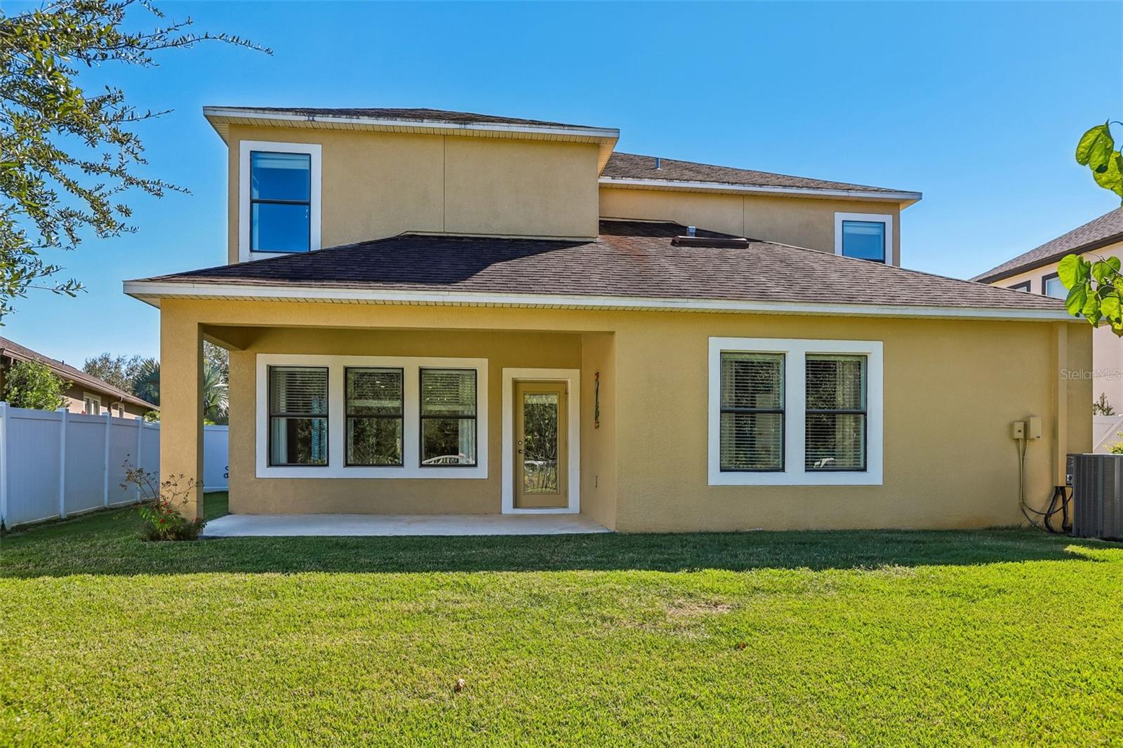 19430 PADDOCK VIEW DRIVE, Tampa, FL 33647