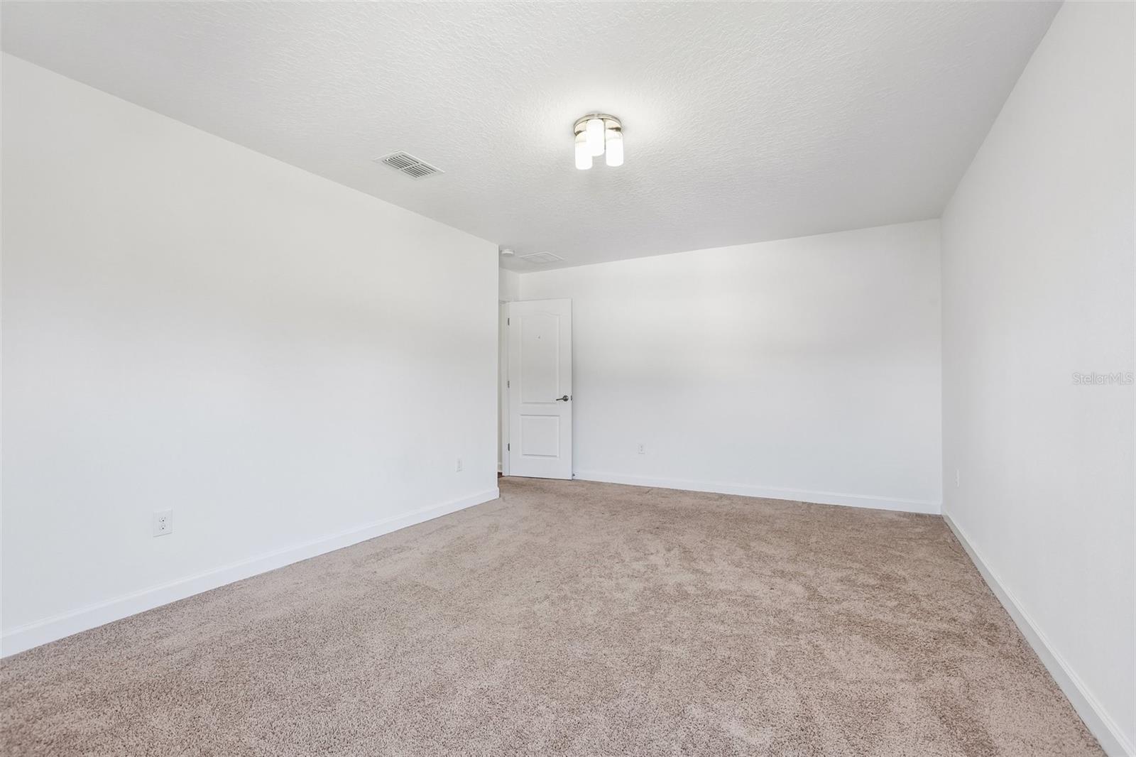19430 PADDOCK VIEW DRIVE, Tampa, FL 33647